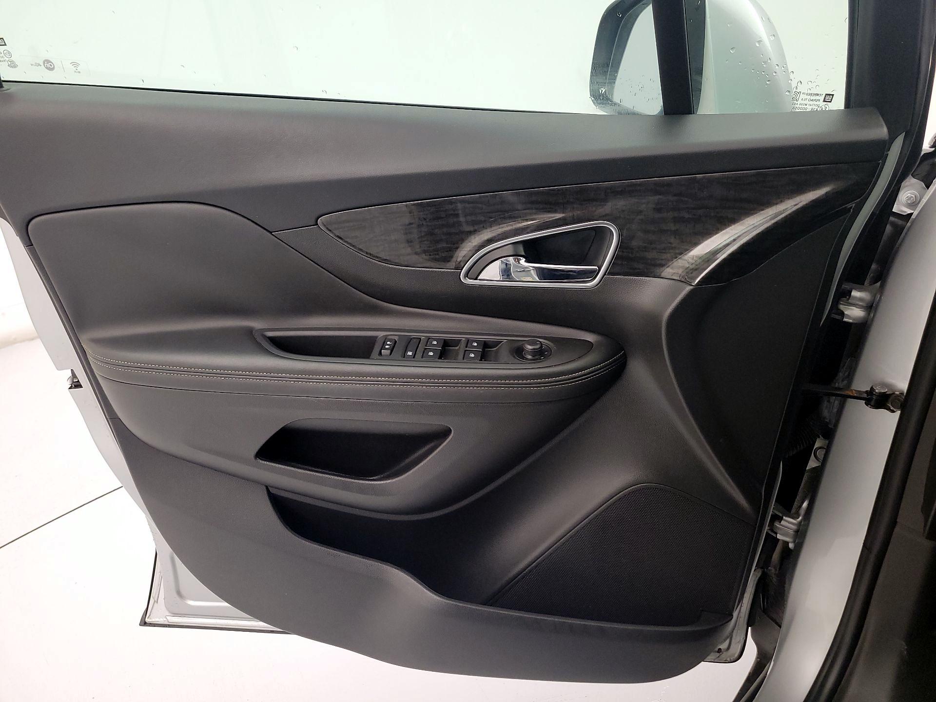 Thumbnail: 2016 Buick Encore - 12