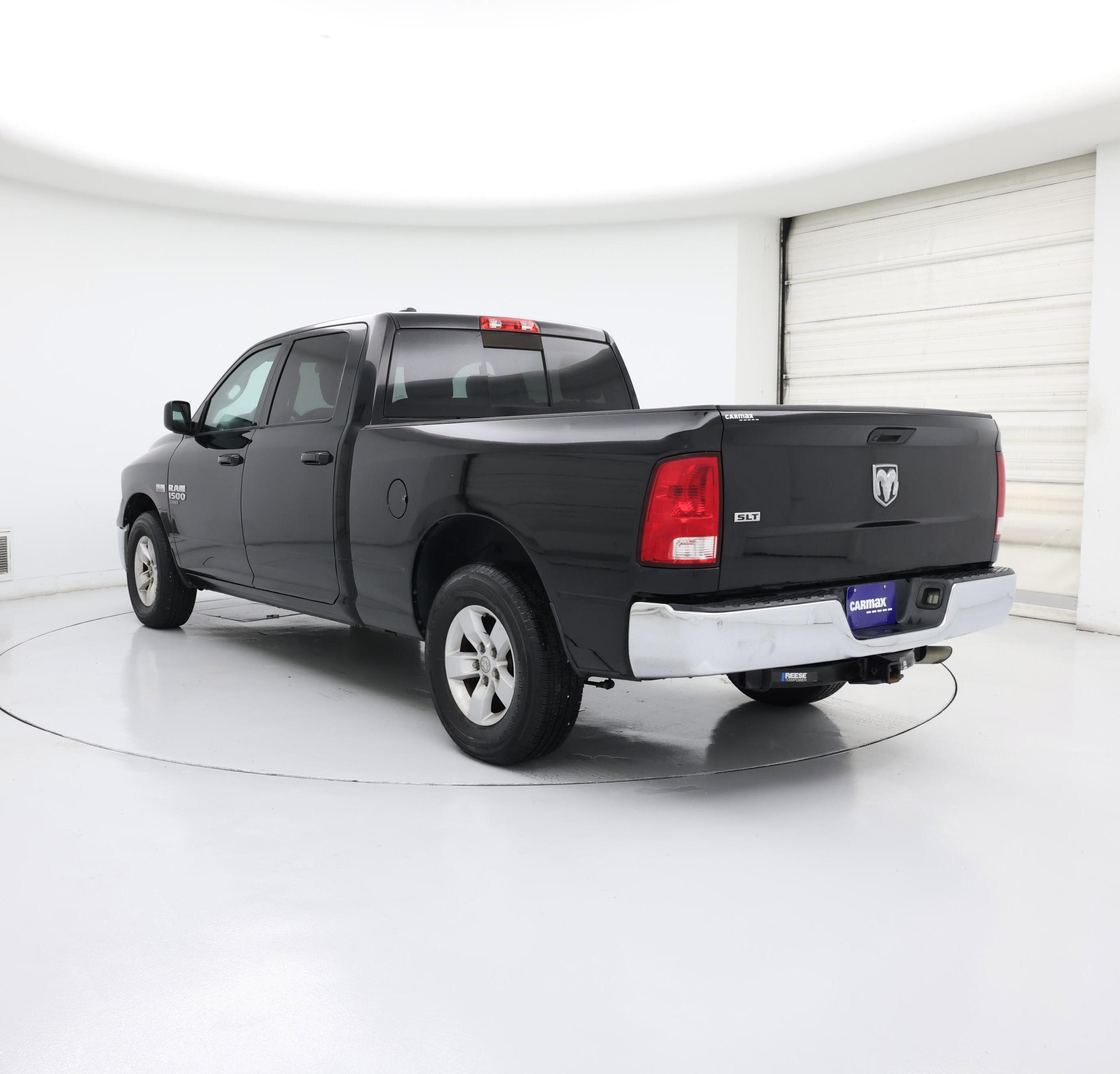 Thumbnail: 2020 RAM 1500 Classic - 2