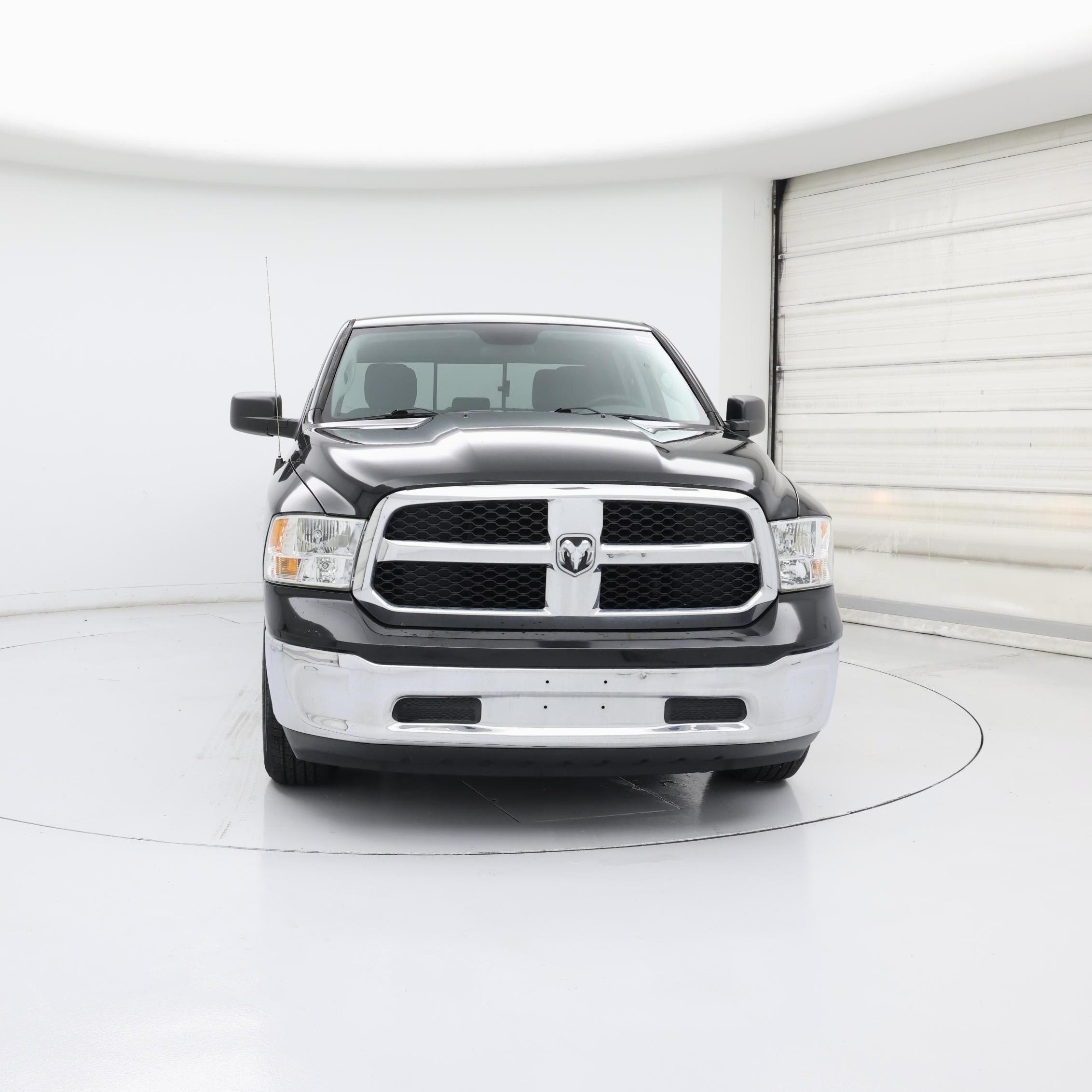Thumbnail: 2020 RAM 1500 Classic - 5