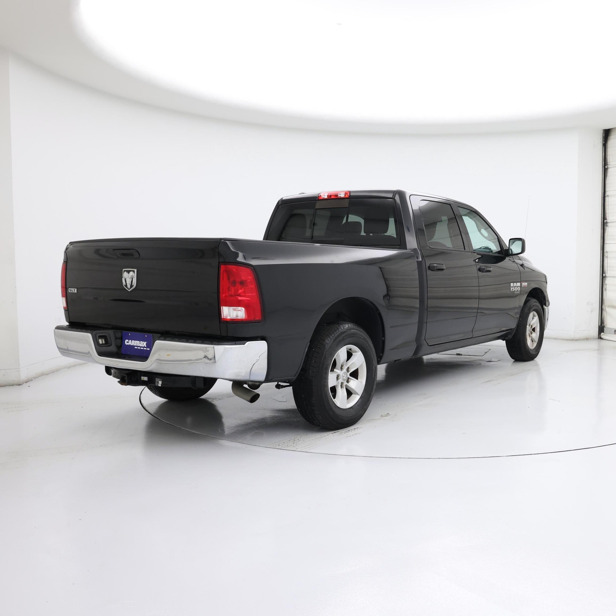 Thumbnail: 2020 RAM 1500 Classic - 8