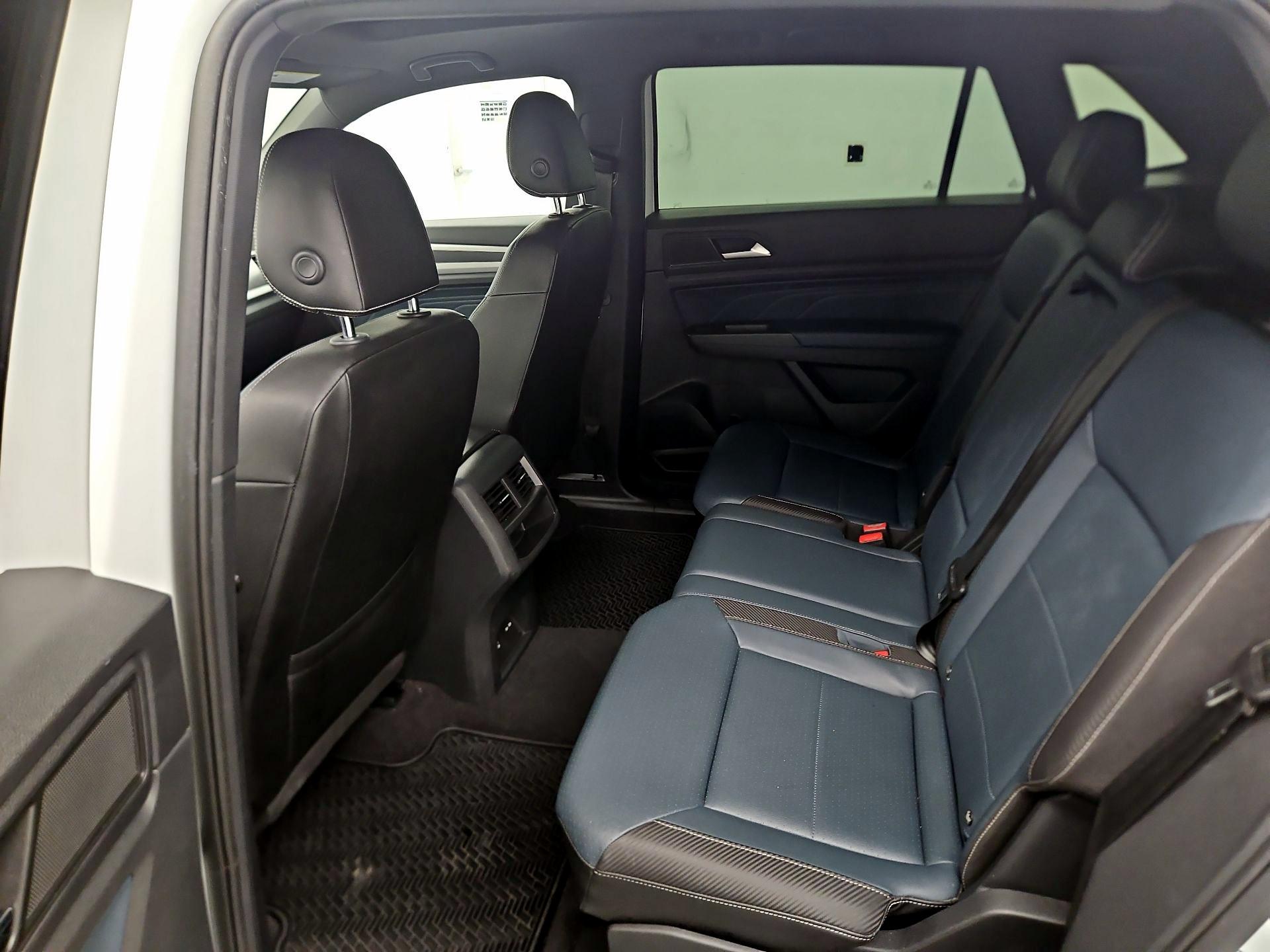 Thumbnail: 2022 Volkswagen Atlas - 16