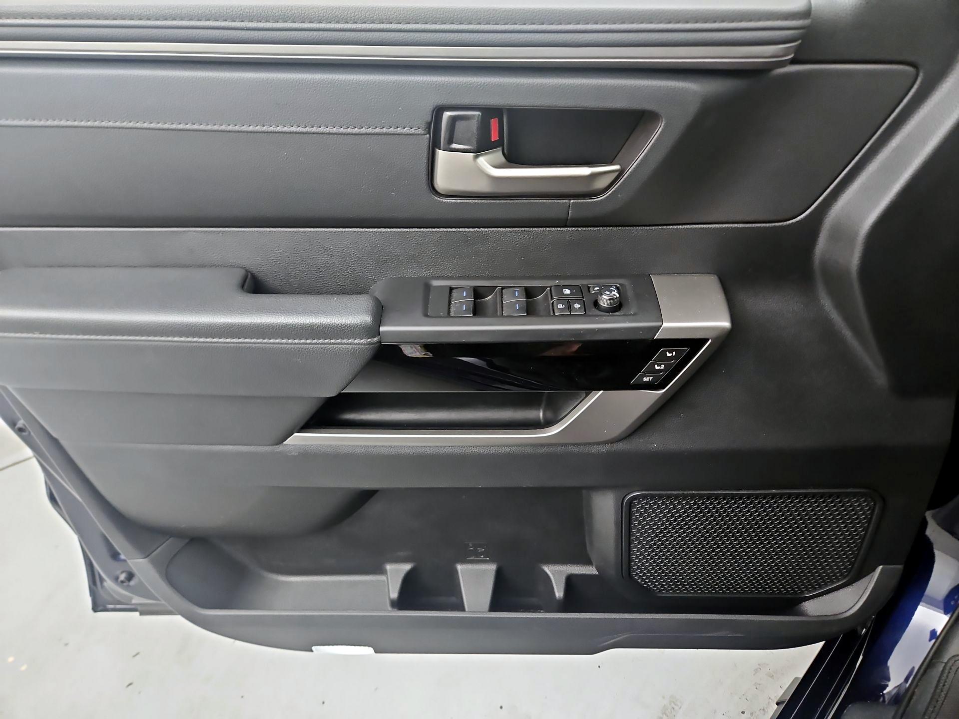 Thumbnail: 2023 Toyota Tundra - 12