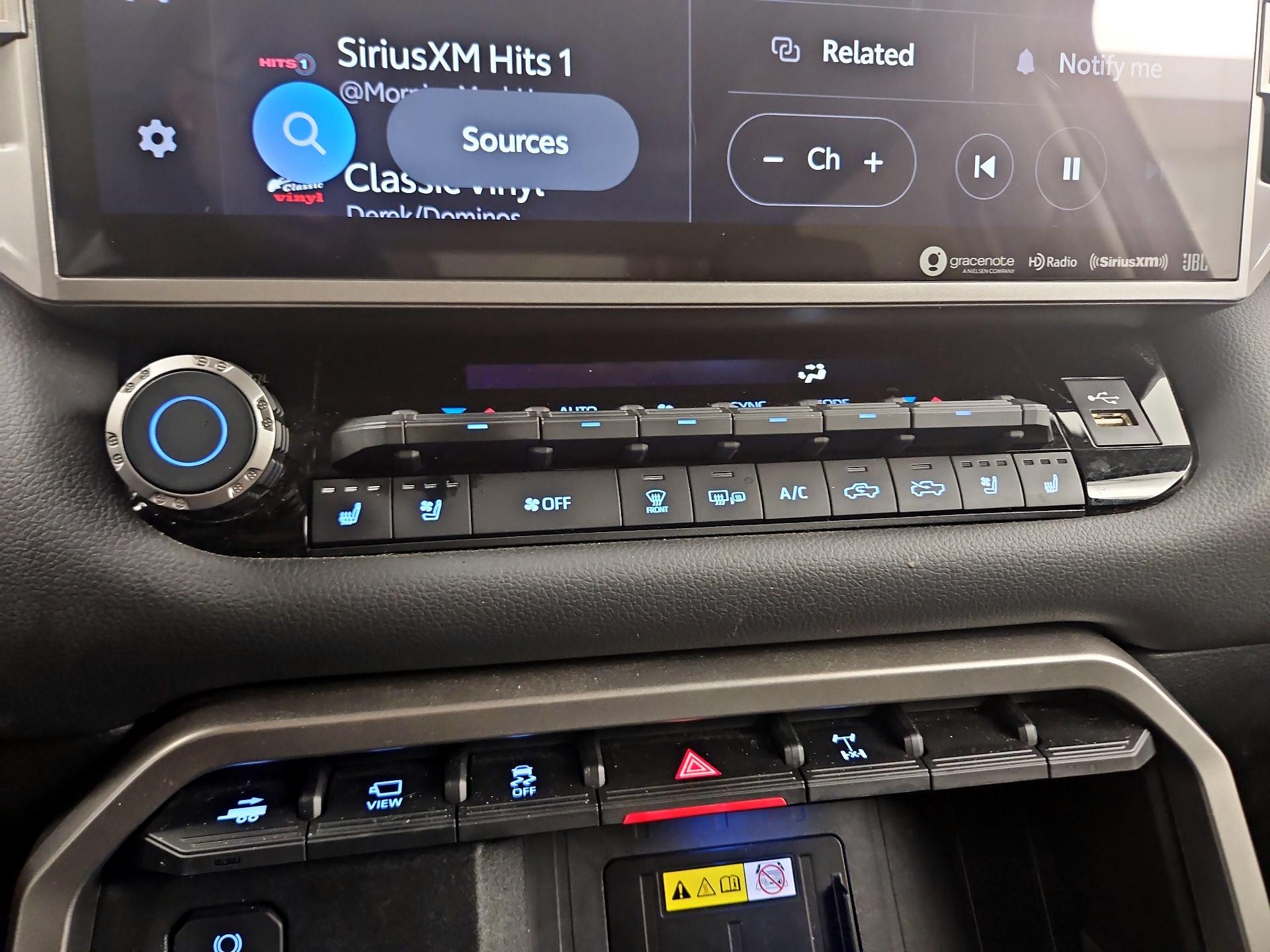 Thumbnail: 2023 Toyota Tundra - 16