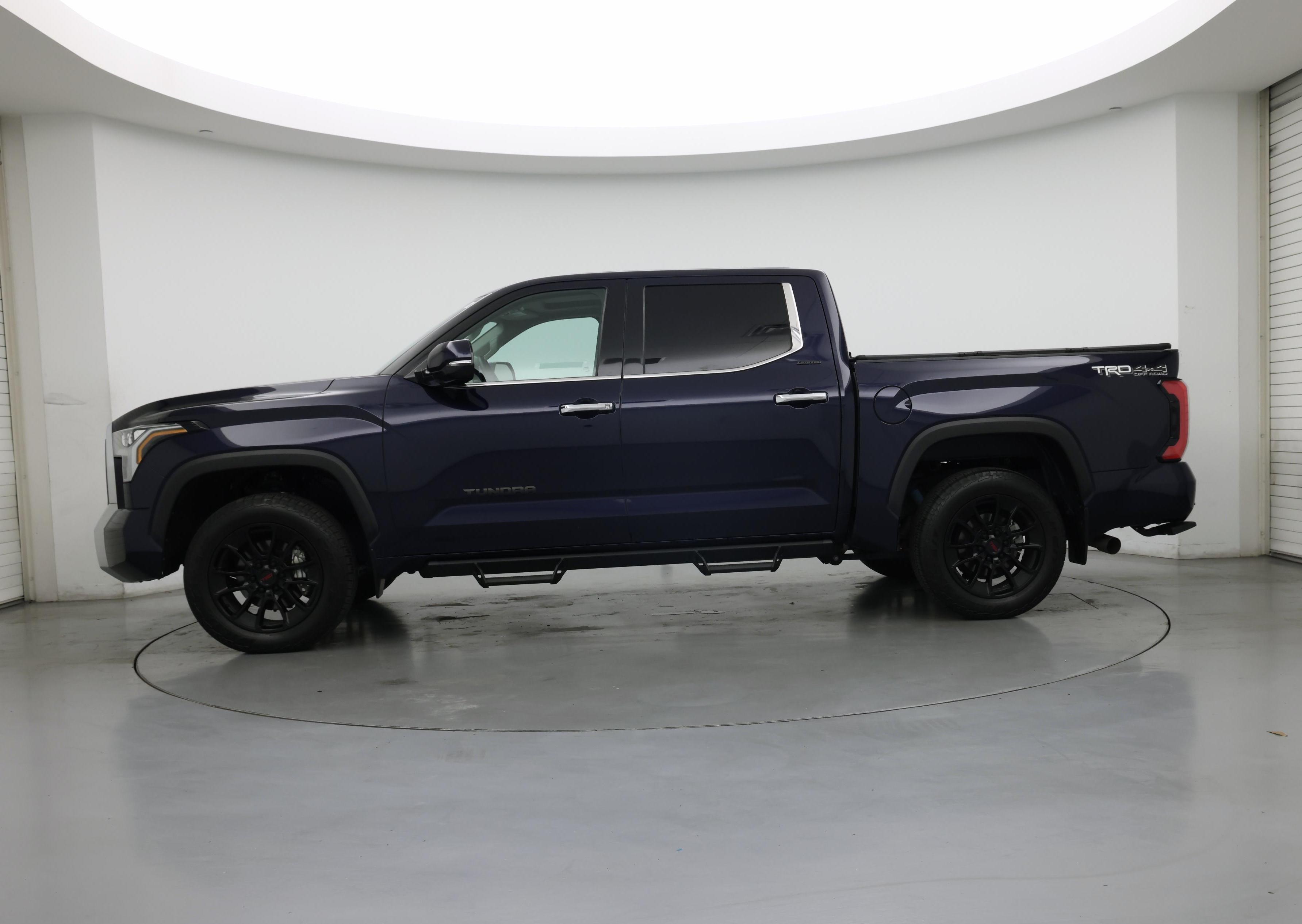 Thumbnail: 2023 Toyota Tundra - 3