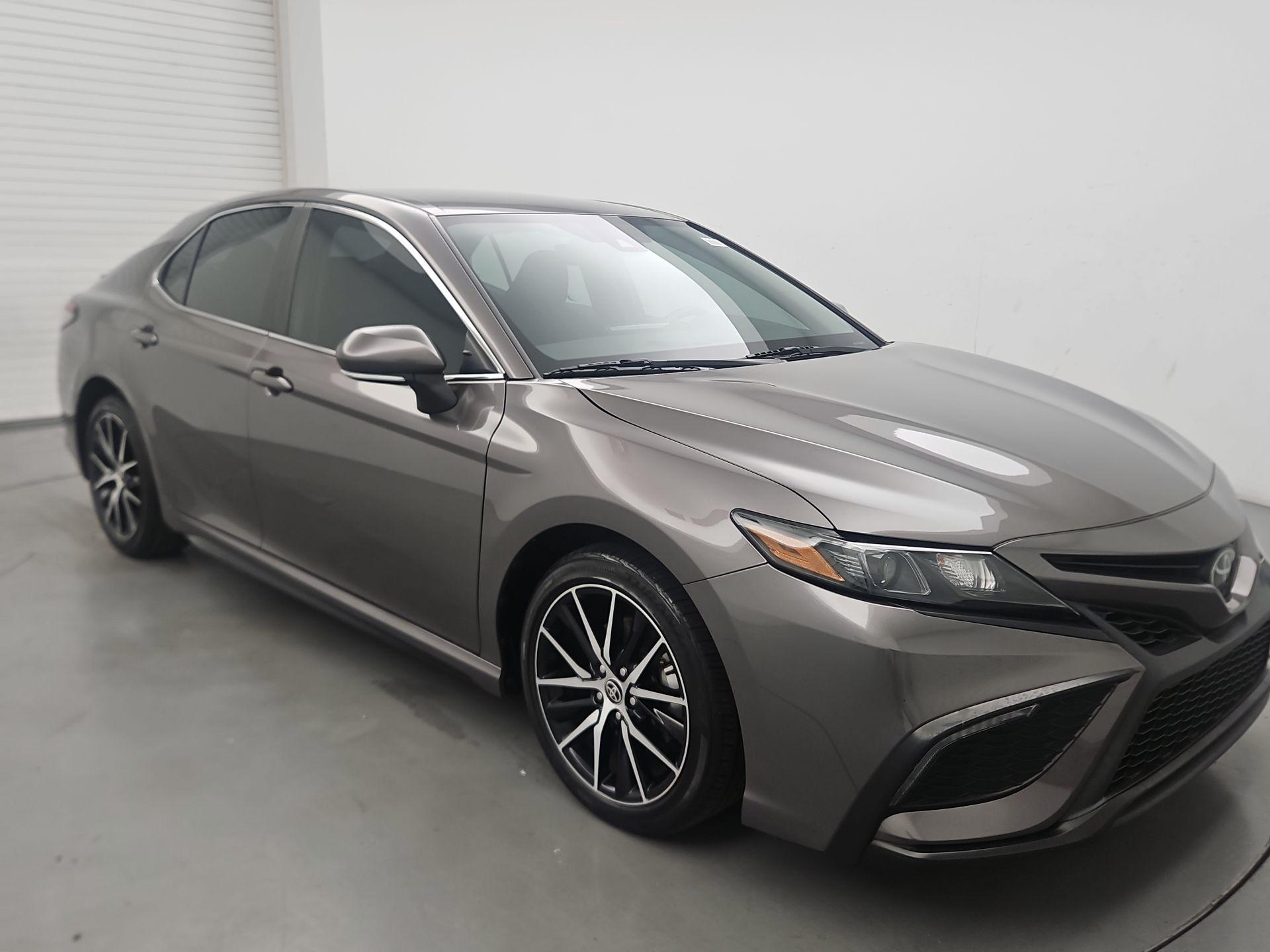 Thumbnail: 2022 Toyota Camry - 1