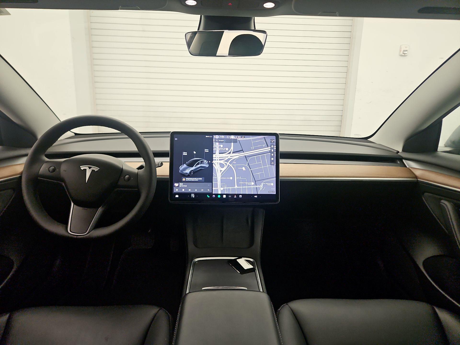 Thumbnail: 2022 Tesla Model 3 - 9