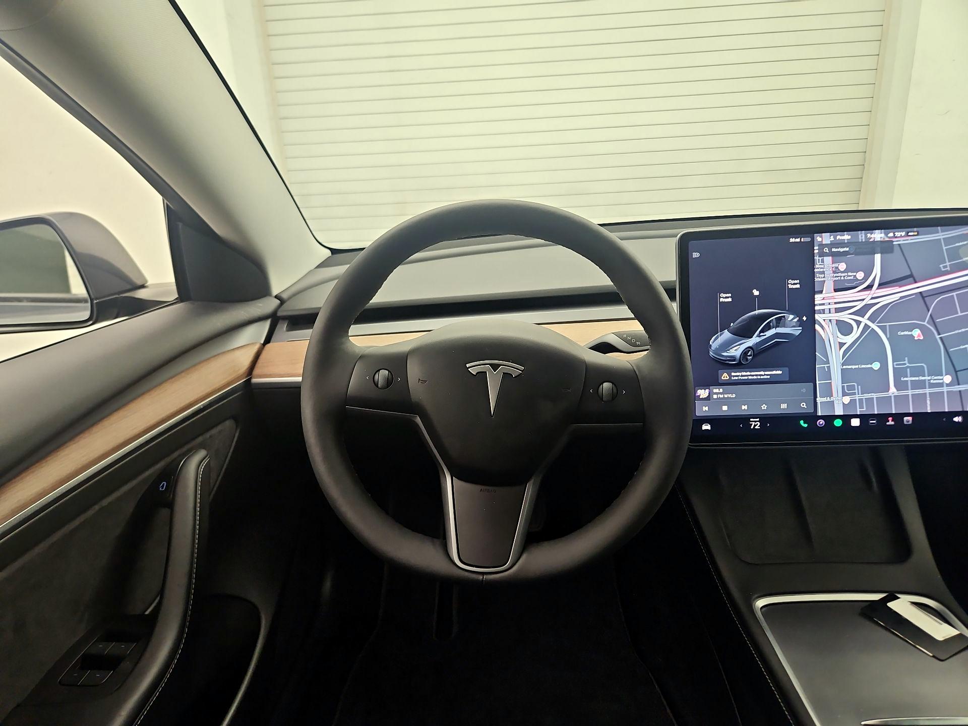 Thumbnail: 2022 Tesla Model 3 - 10