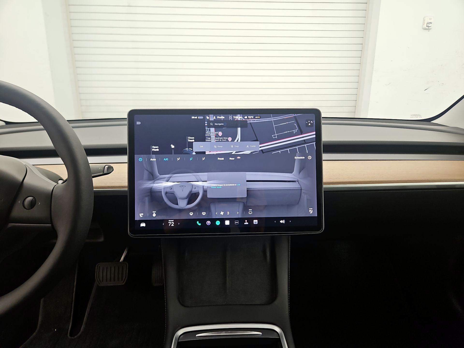 Thumbnail: 2022 Tesla Model 3 - 15