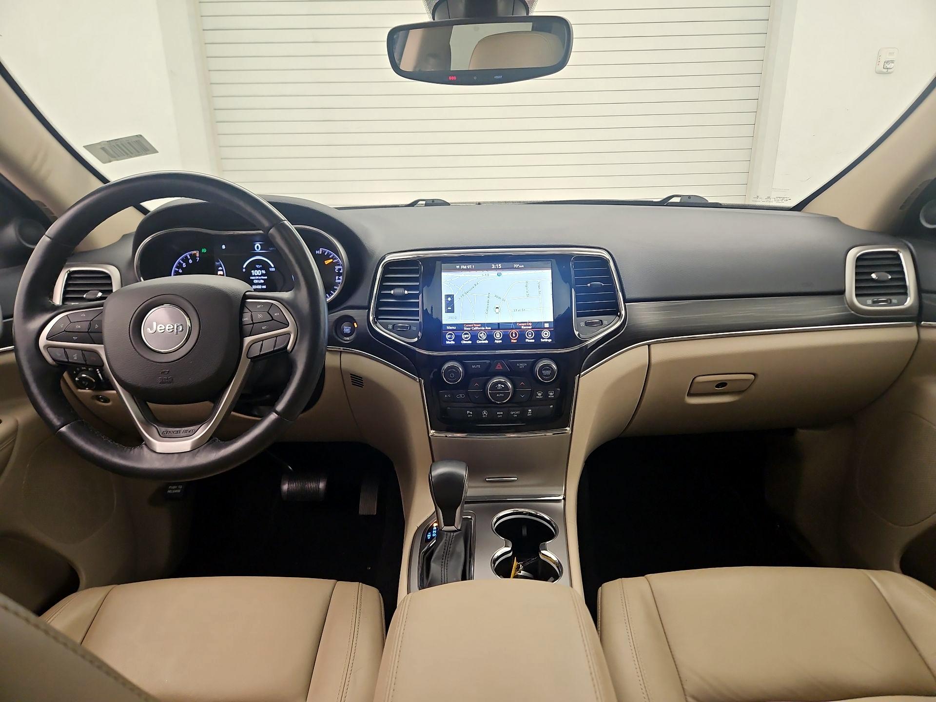 Thumbnail: 2022 Jeep Grand Cherokee - 9