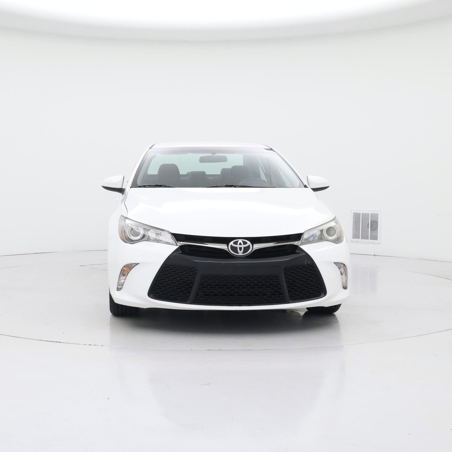 Thumbnail: 2015 Toyota Camry - 5