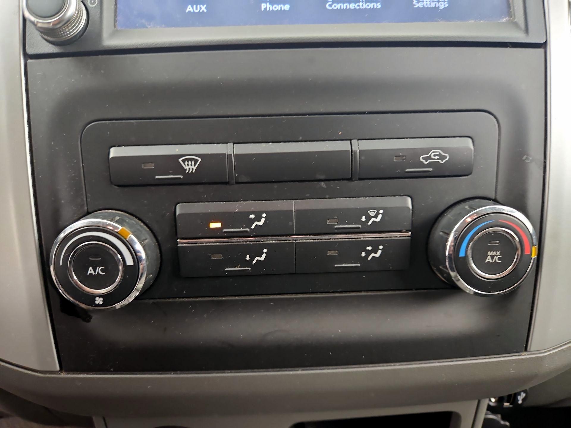 Thumbnail: 2019 Nissan Frontier - 16