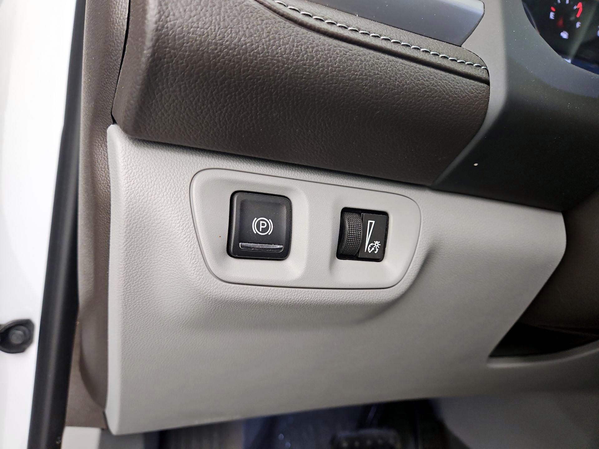 Thumbnail: 2017 GMC Acadia - 13