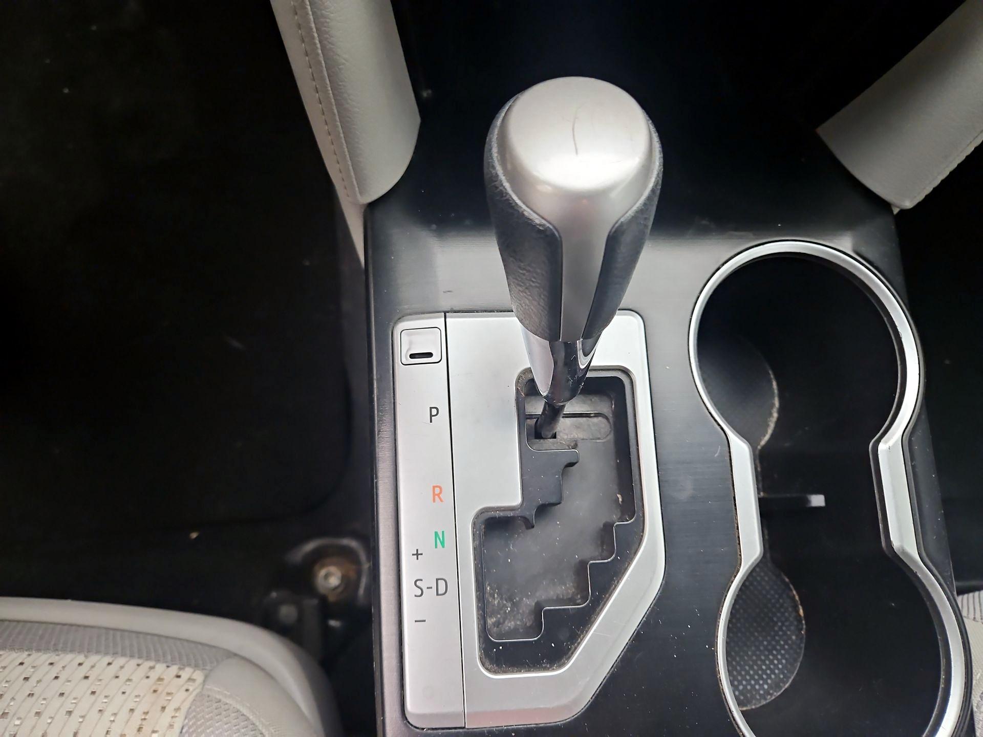 Thumbnail: 2014 Toyota Camry - 17