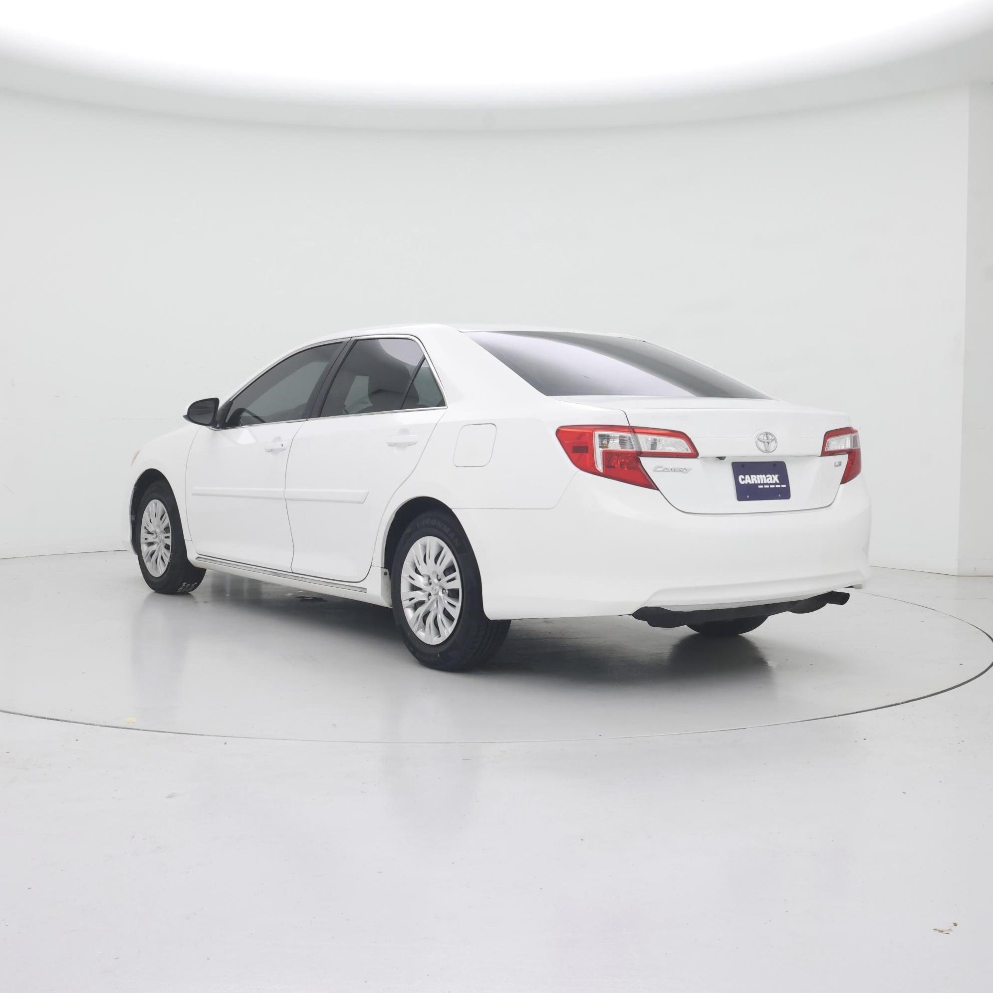 Thumbnail: 2014 Toyota Camry - 2