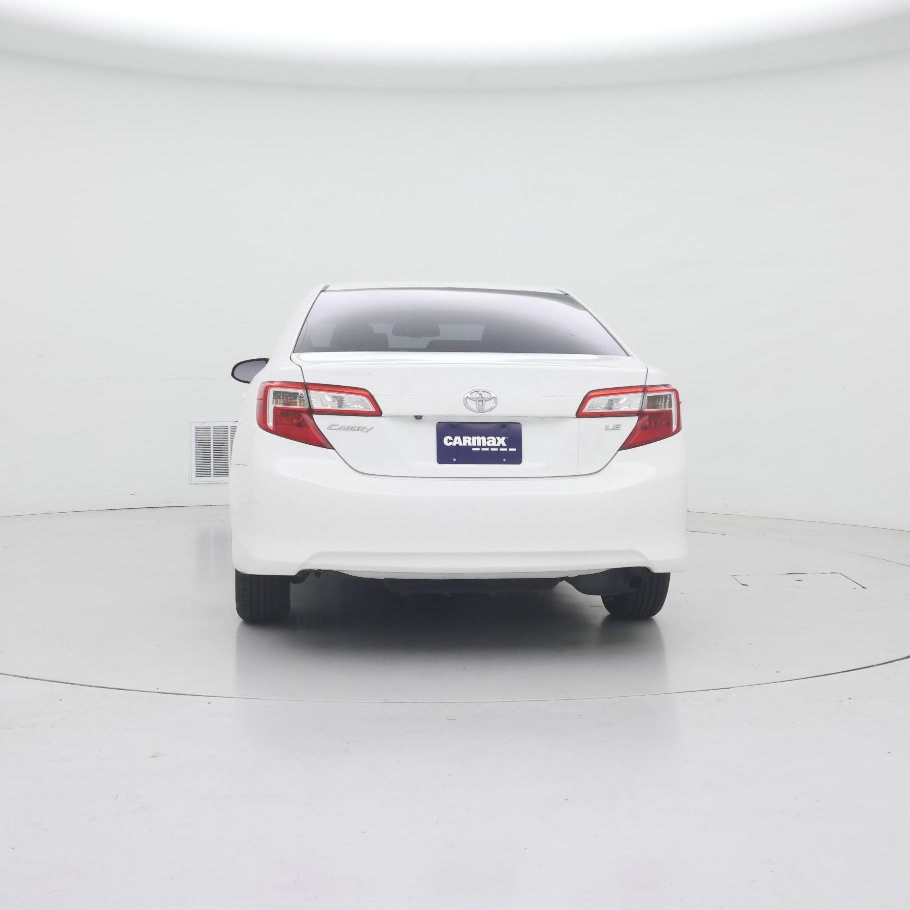 Thumbnail: 2014 Toyota Camry - 6