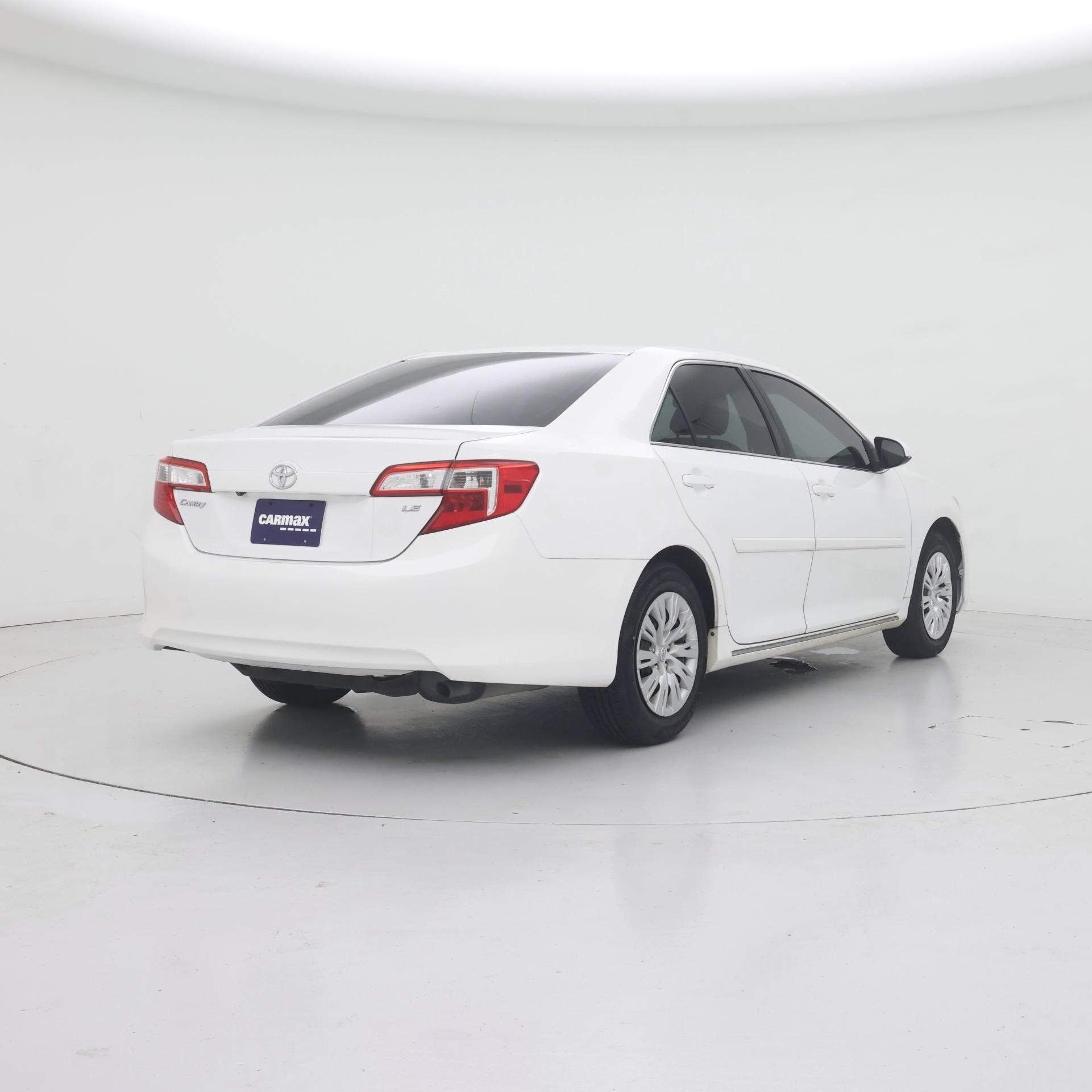 Thumbnail: 2014 Toyota Camry - 8