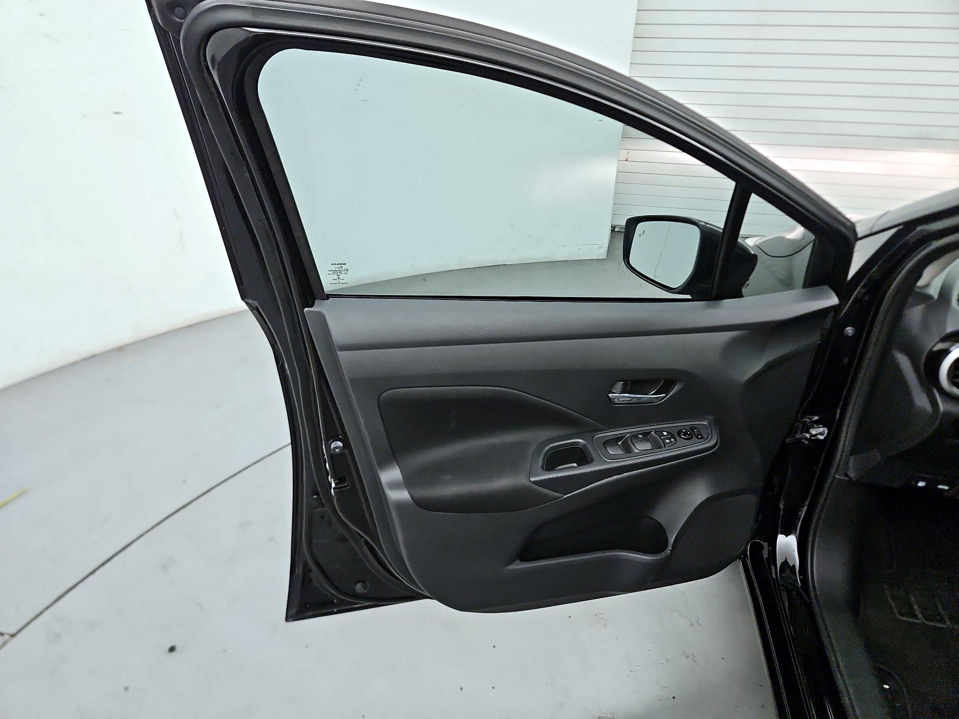 Thumbnail: 2021 Nissan Versa - 12