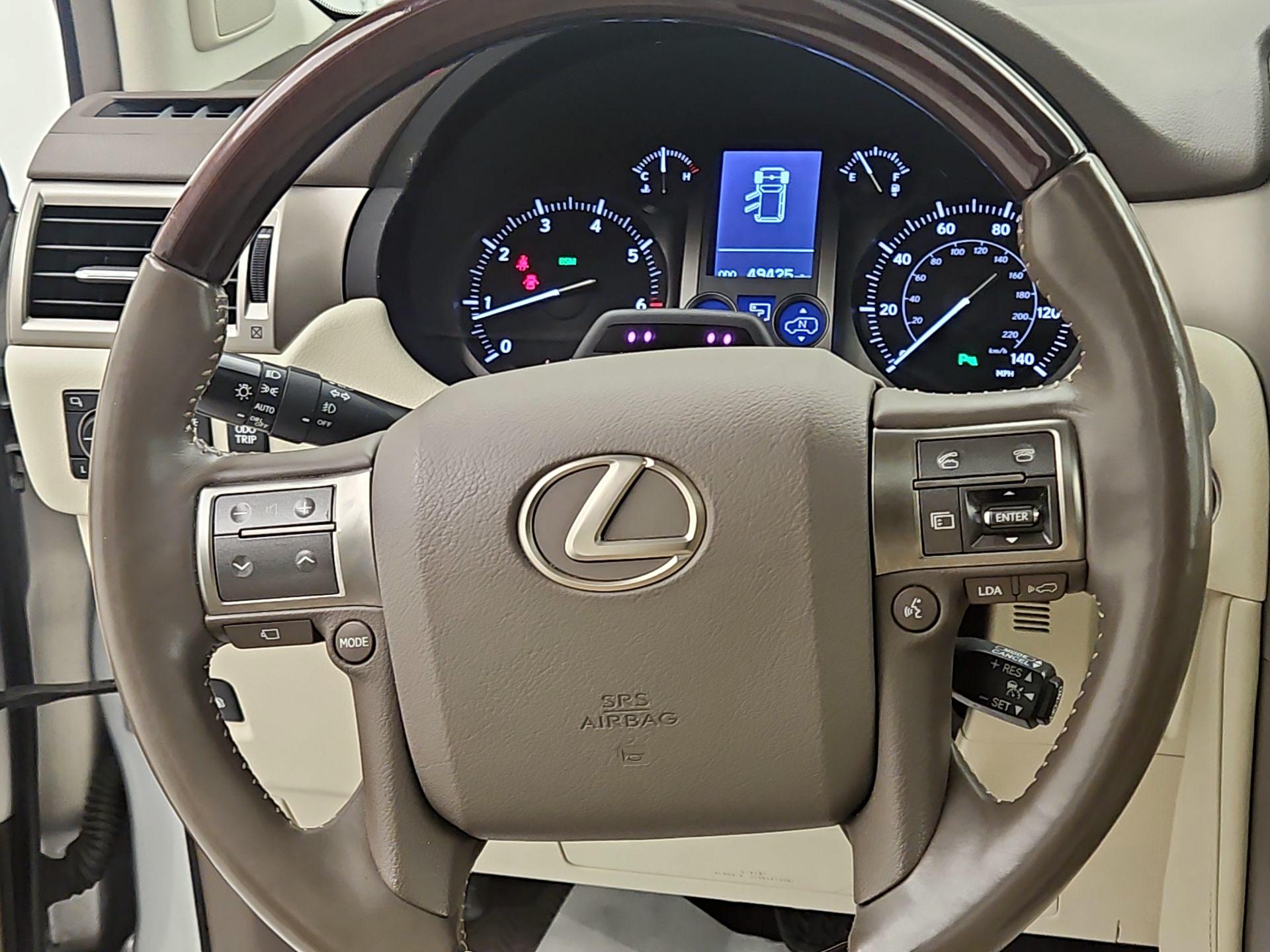 Thumbnail: 2019 Lexus GX - 10