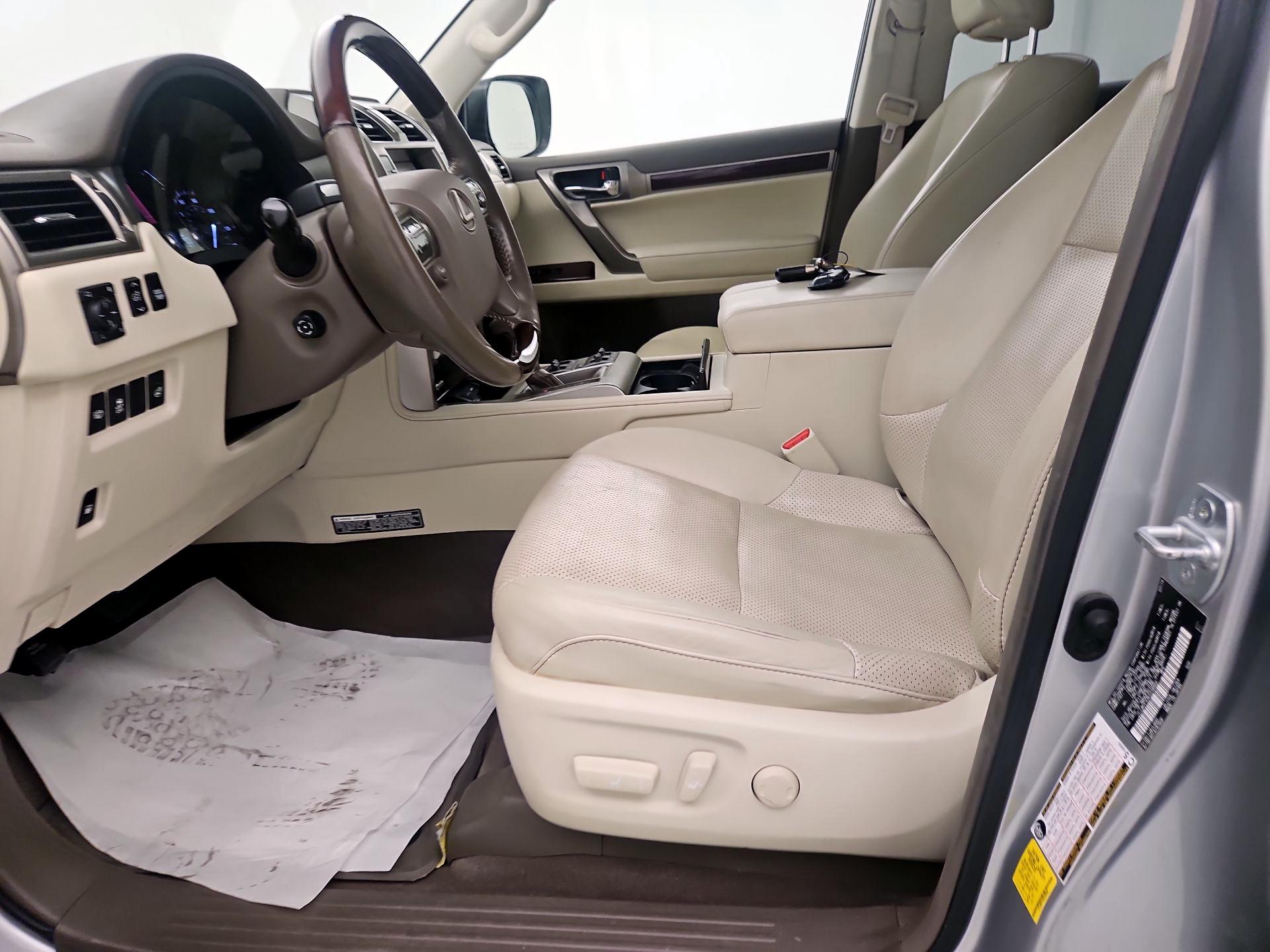 Thumbnail: 2019 Lexus GX - 11