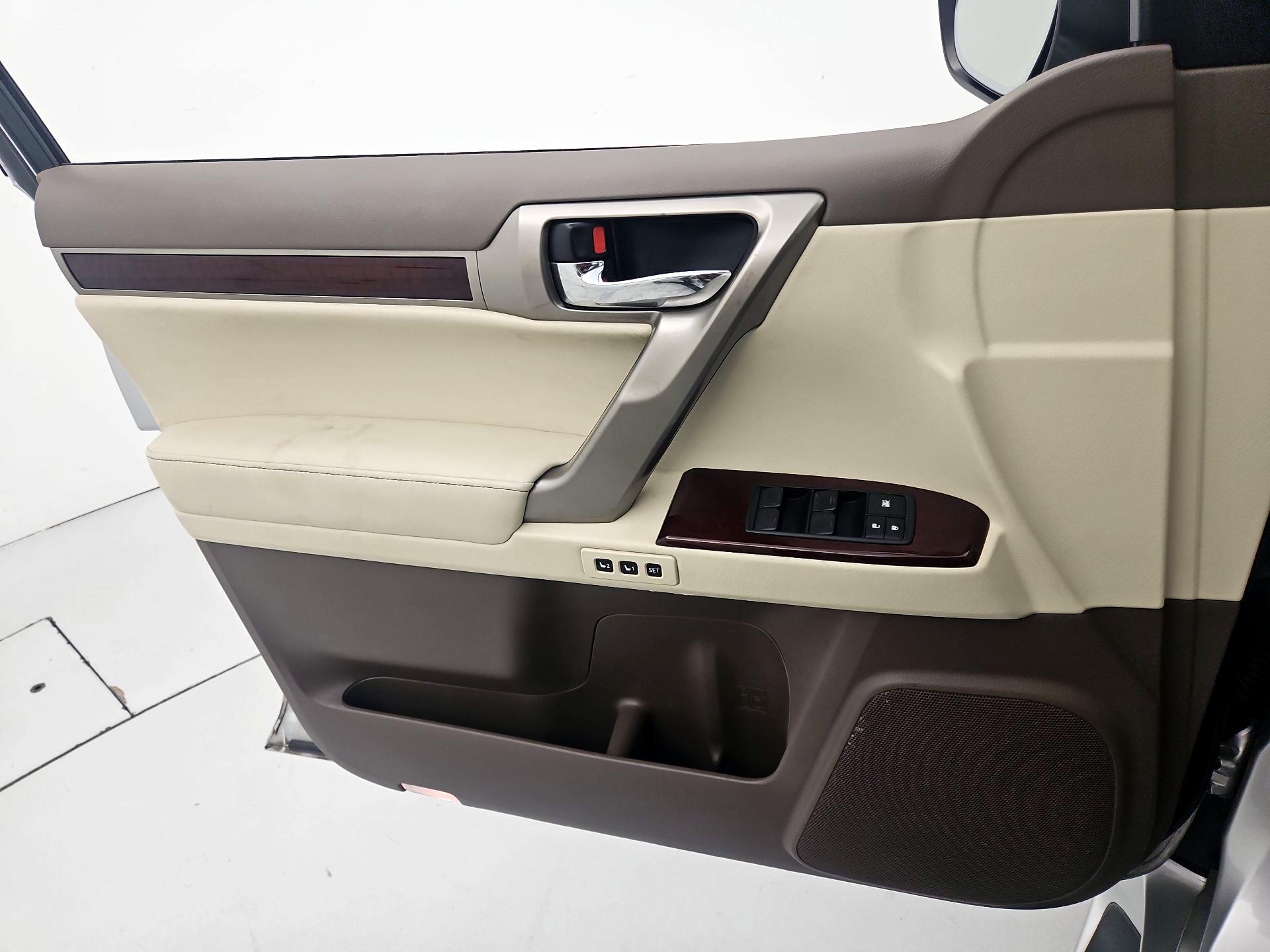Thumbnail: 2019 Lexus GX - 12