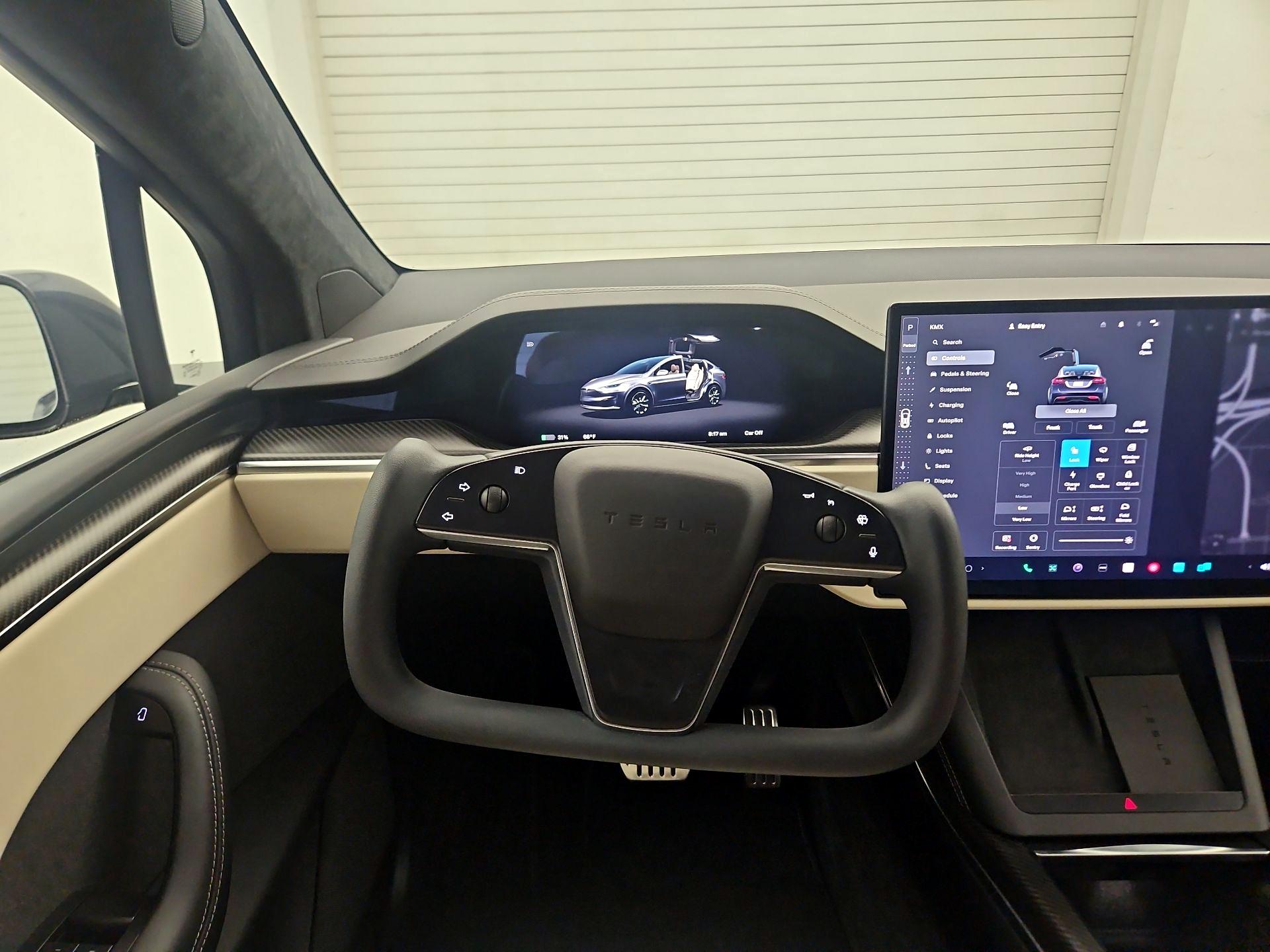 Thumbnail: 2022 Tesla Model X - 10