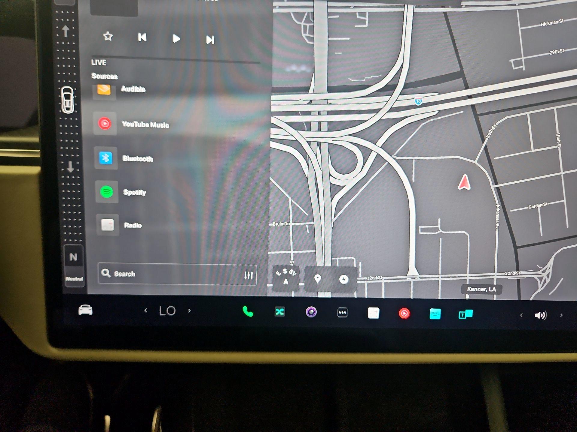 Thumbnail: 2022 Tesla Model X - 14