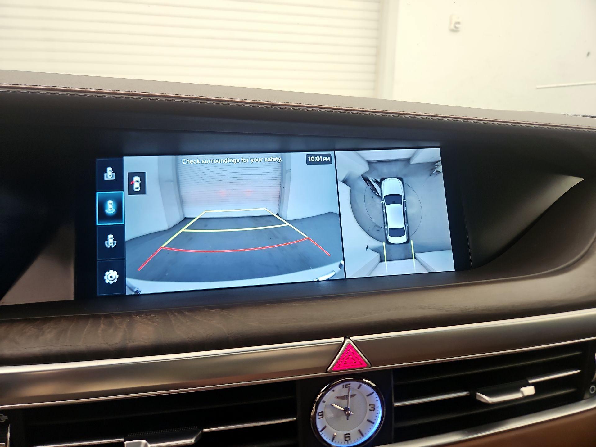 Thumbnail: 2022 Genesis G90 - 15