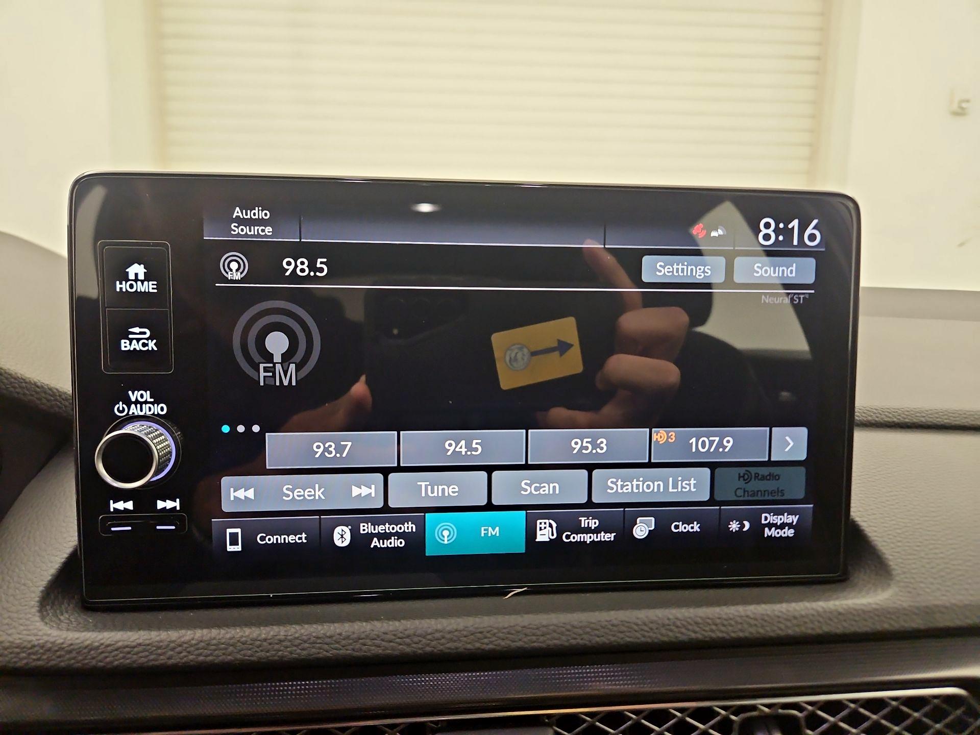 Thumbnail: 2023 Acura Integra - 15