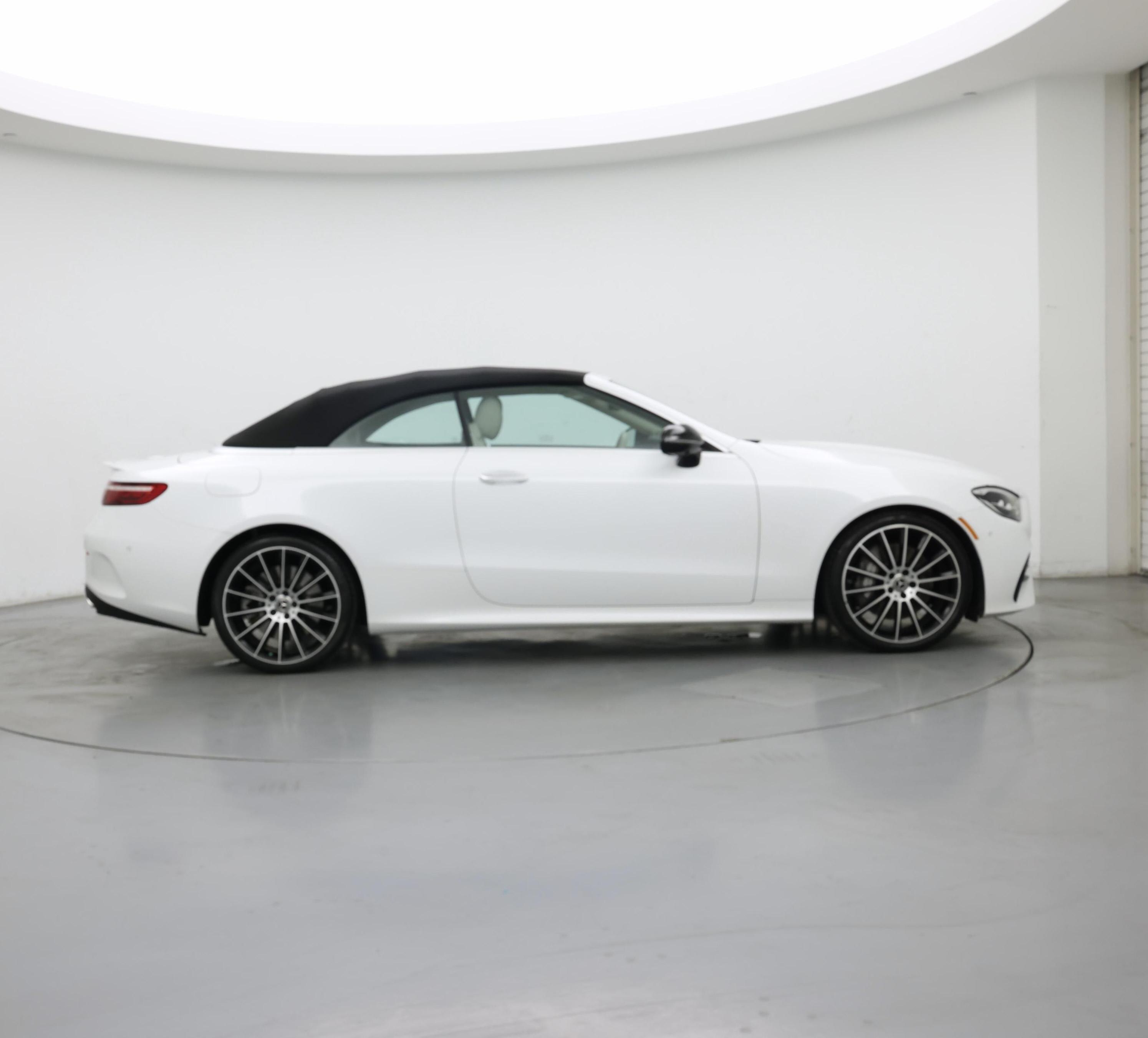 Thumbnail: 2023 Mercedes-Benz E-Class - 7