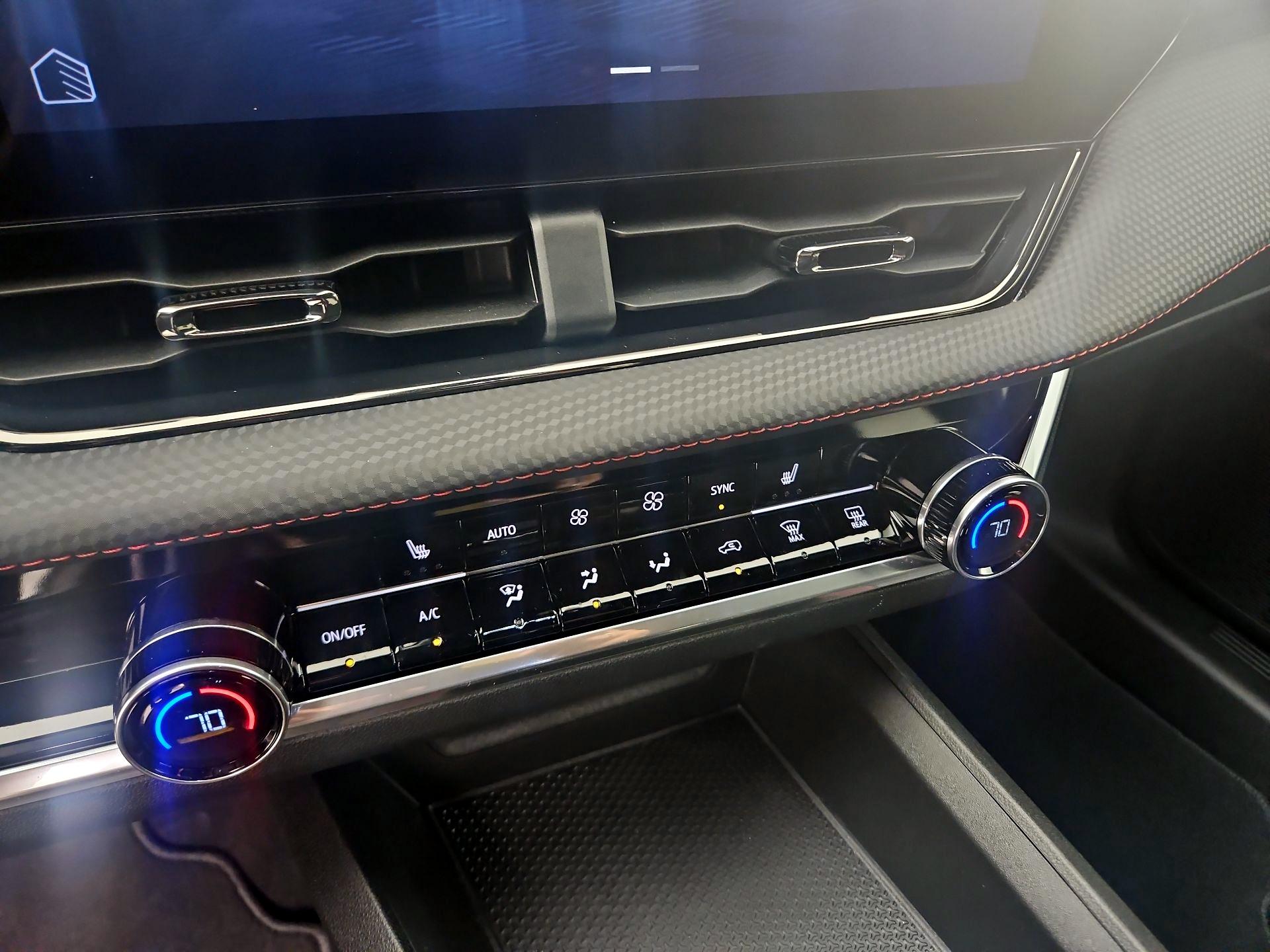 Thumbnail: 2026 Chevrolet Equinox - 14