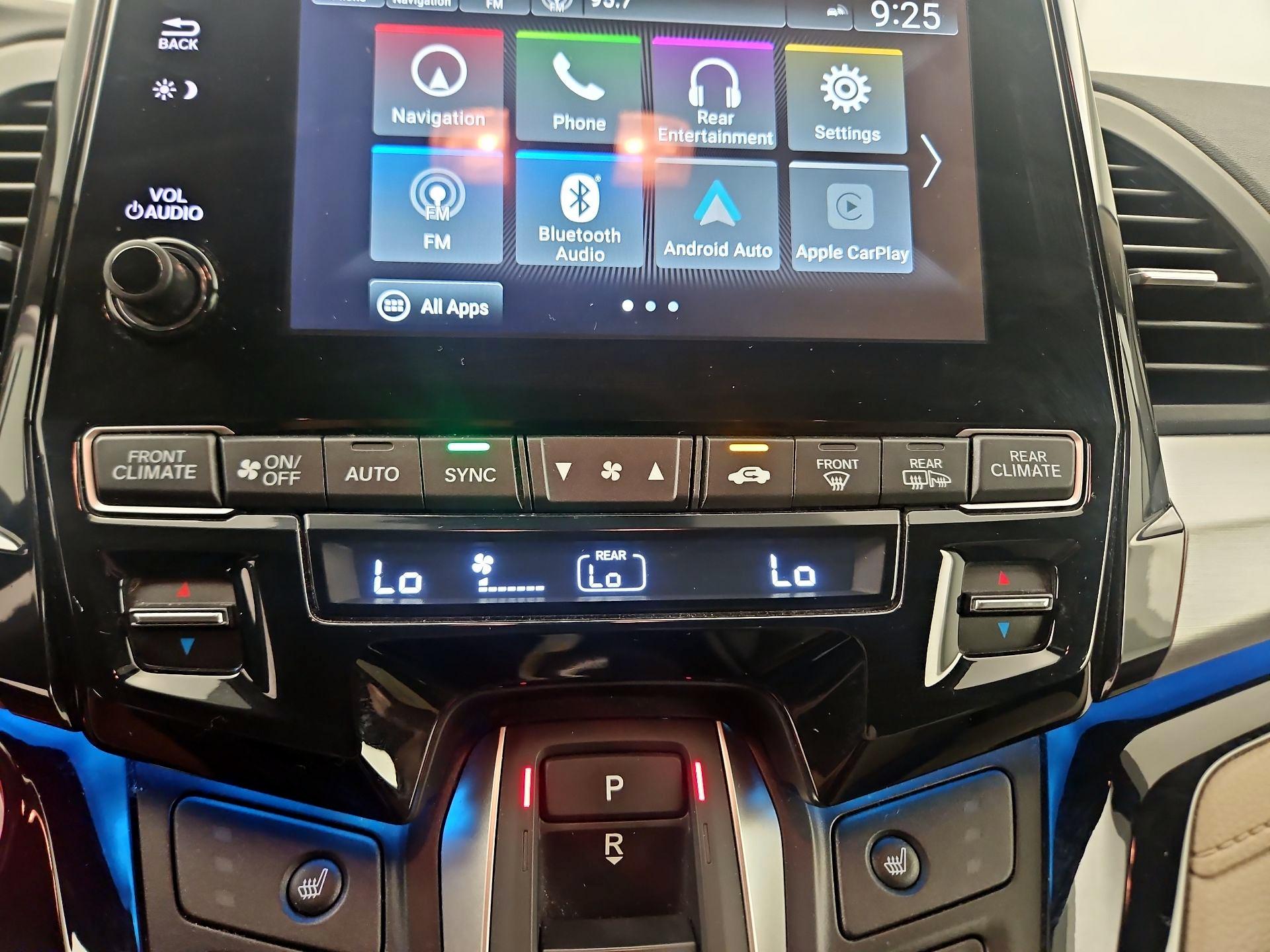 Thumbnail: 2021 Honda Odyssey - 16