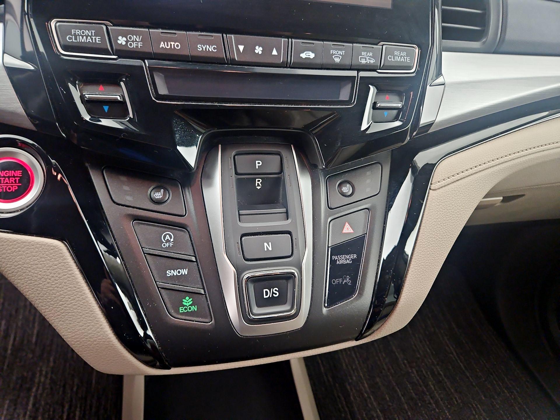 Thumbnail: 2021 Honda Odyssey - 17