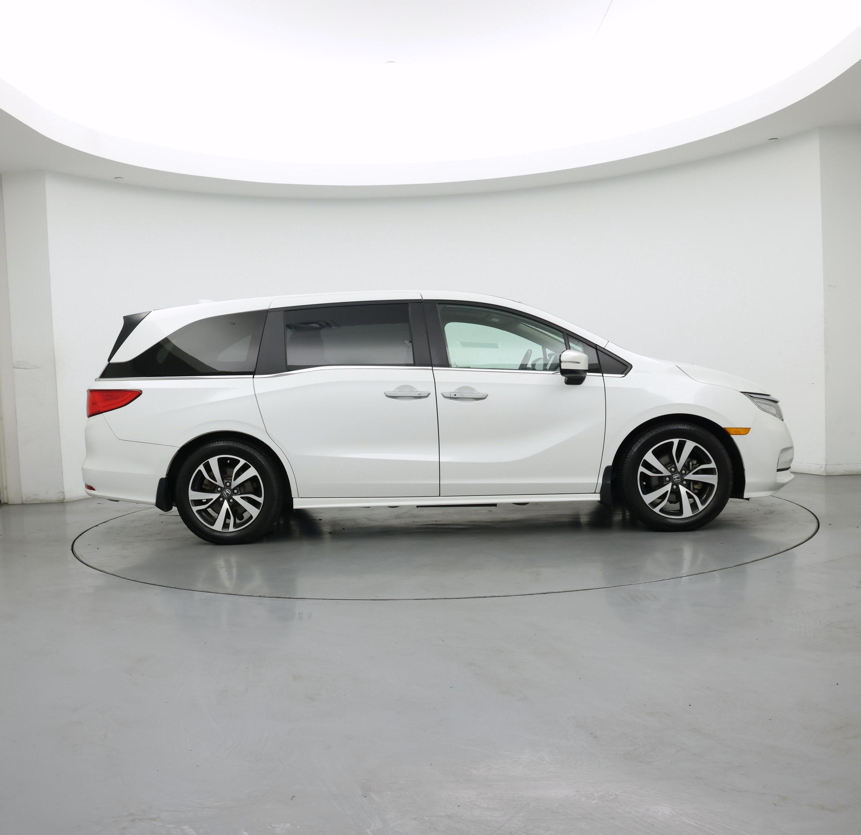 Thumbnail: 2021 Honda Odyssey - 7