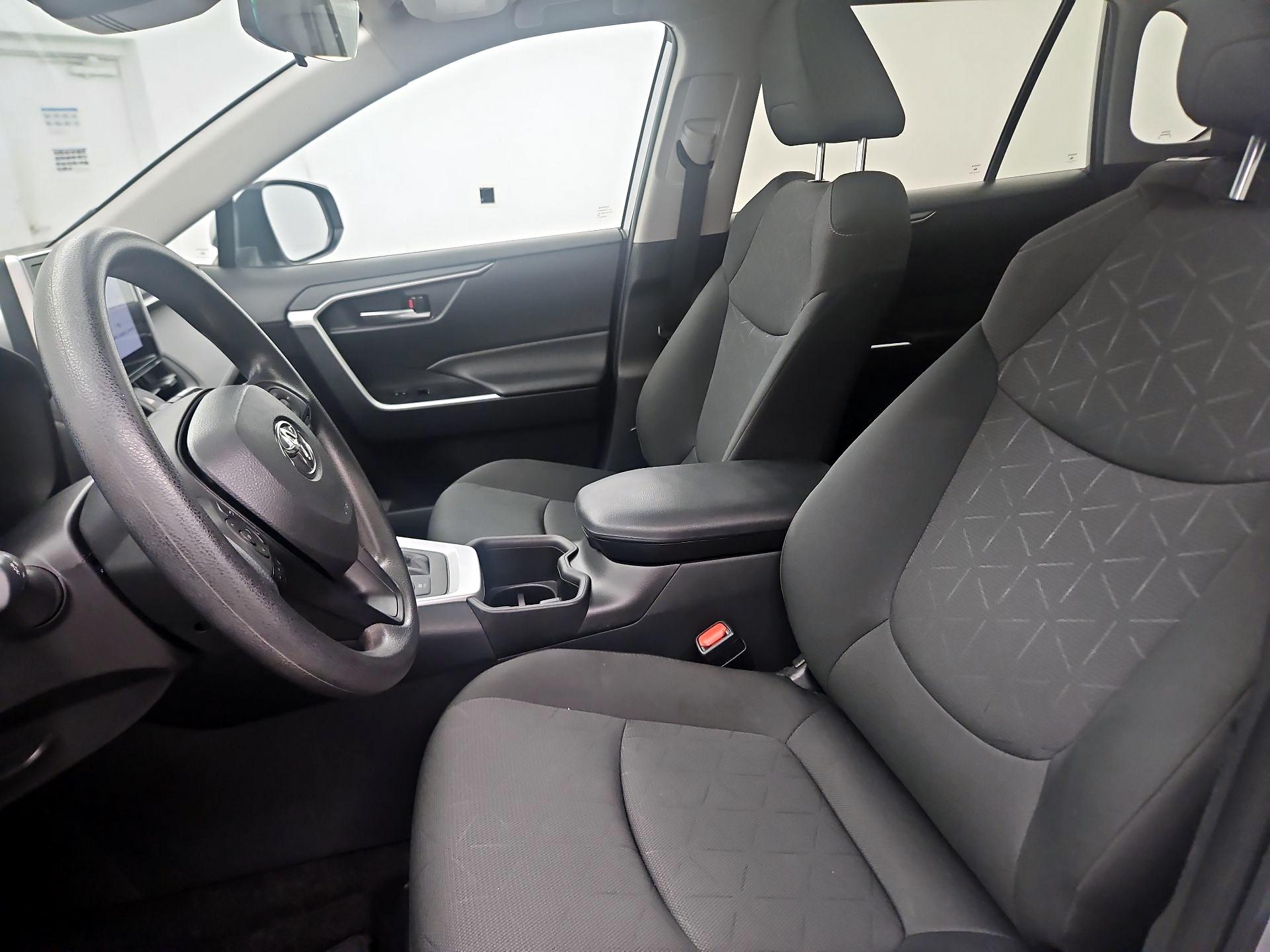 Thumbnail: 2024 Toyota RAV4 - 11