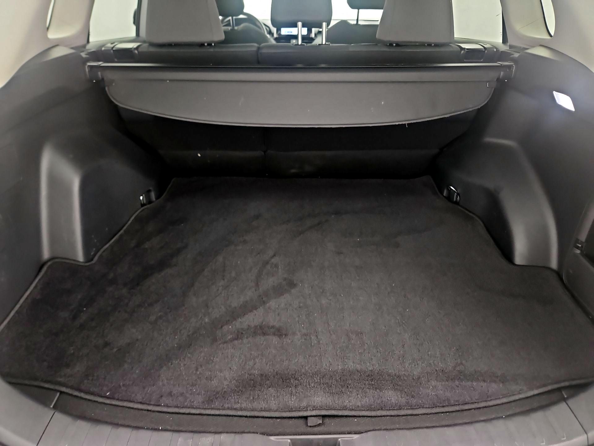 Thumbnail: 2024 Toyota RAV4 - 20