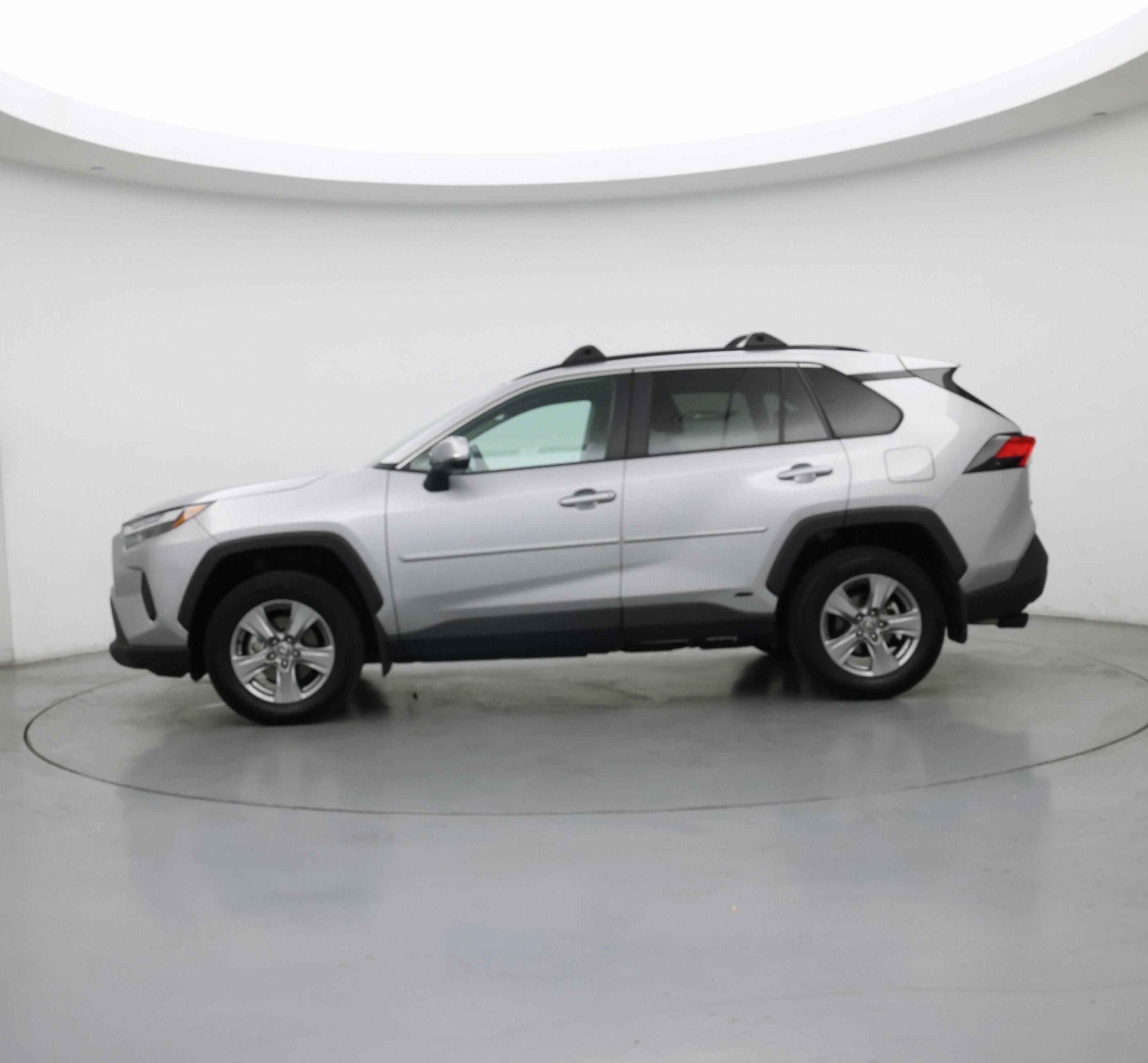 Thumbnail: 2024 Toyota RAV4 - 3