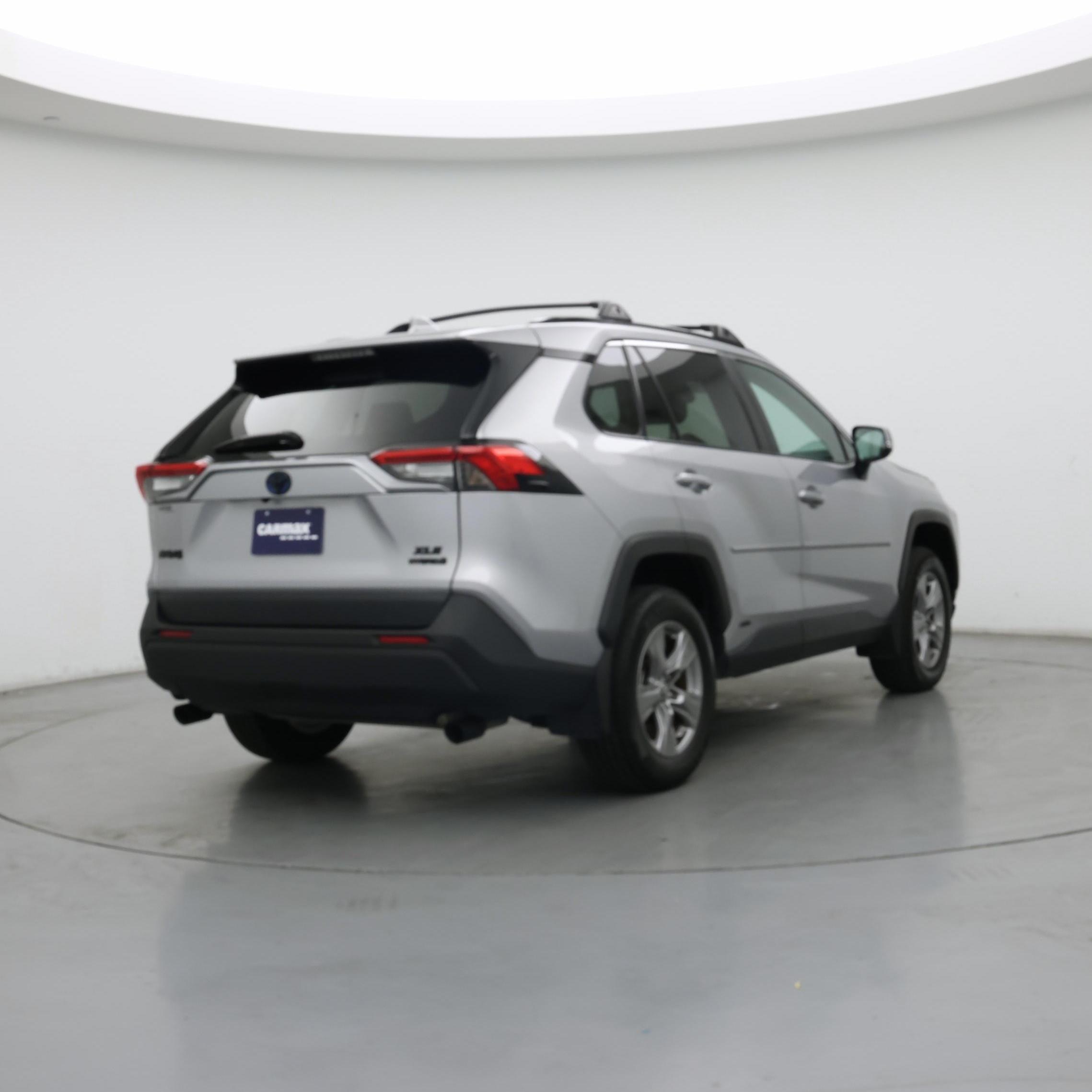 Thumbnail: 2024 Toyota RAV4 - 8
