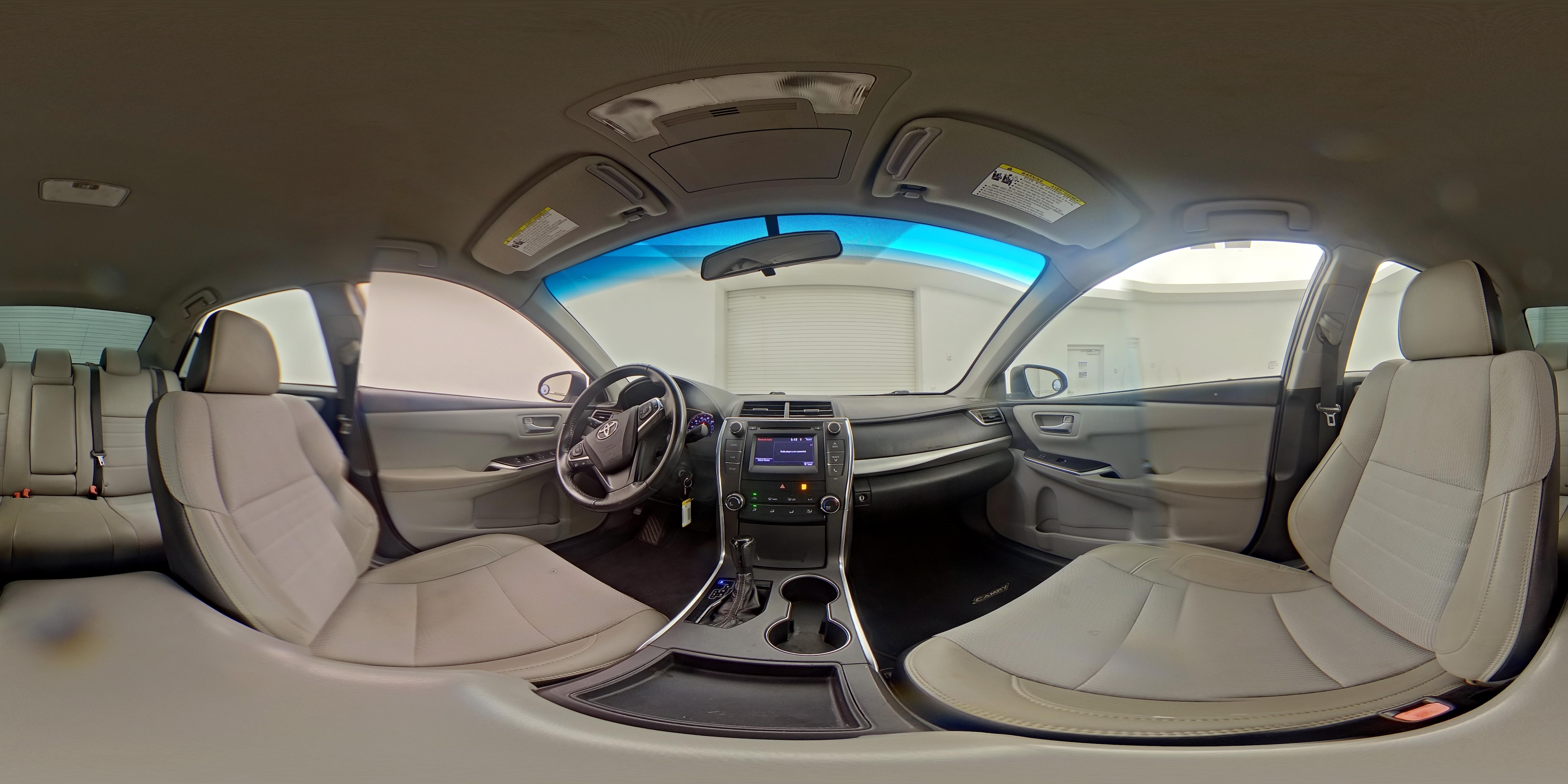 2017 Toyota Camry SE - Photo 24