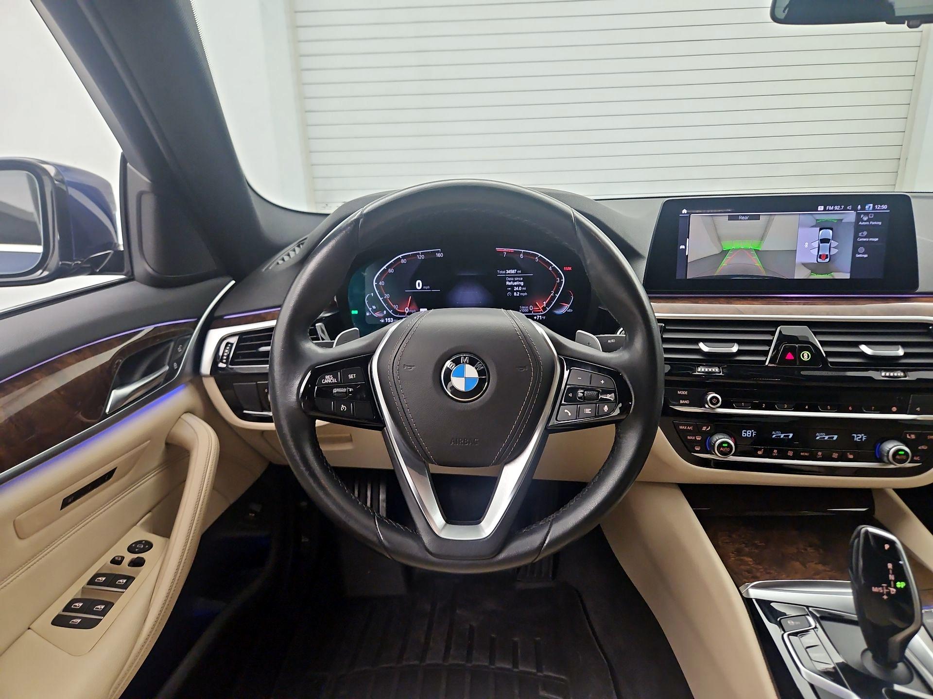 Thumbnail: 2020 BMW 5 Series - 10