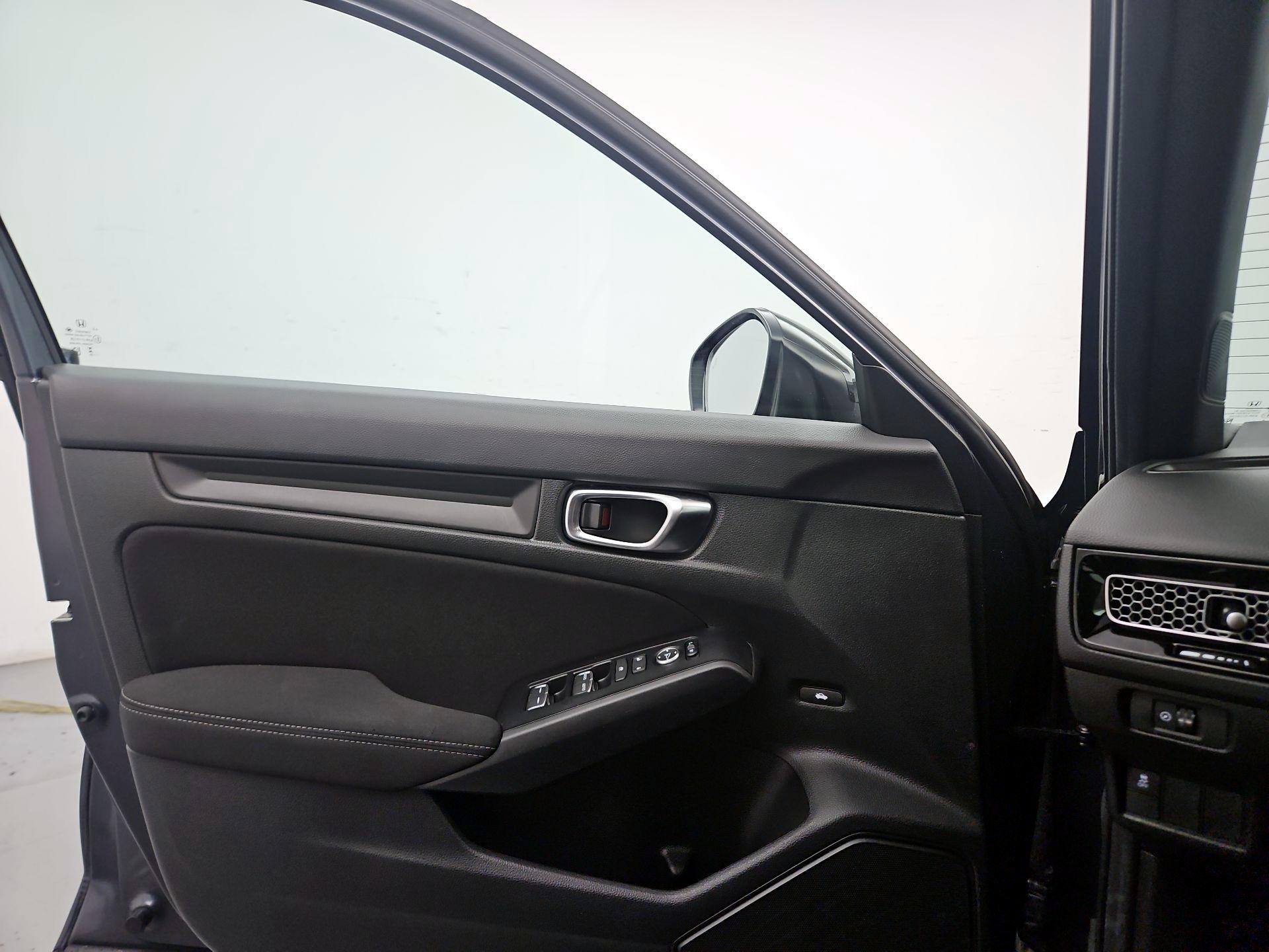 Thumbnail: 2025 Honda Civic - 12