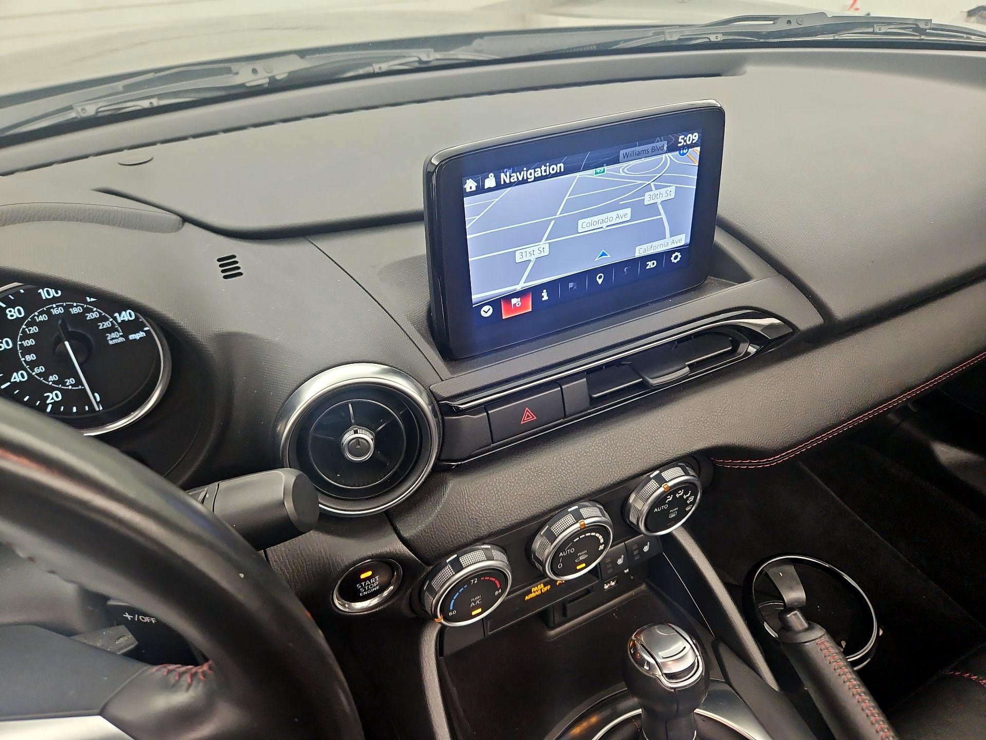 Thumbnail: 2019 Mazda MX-5 Miata - 13