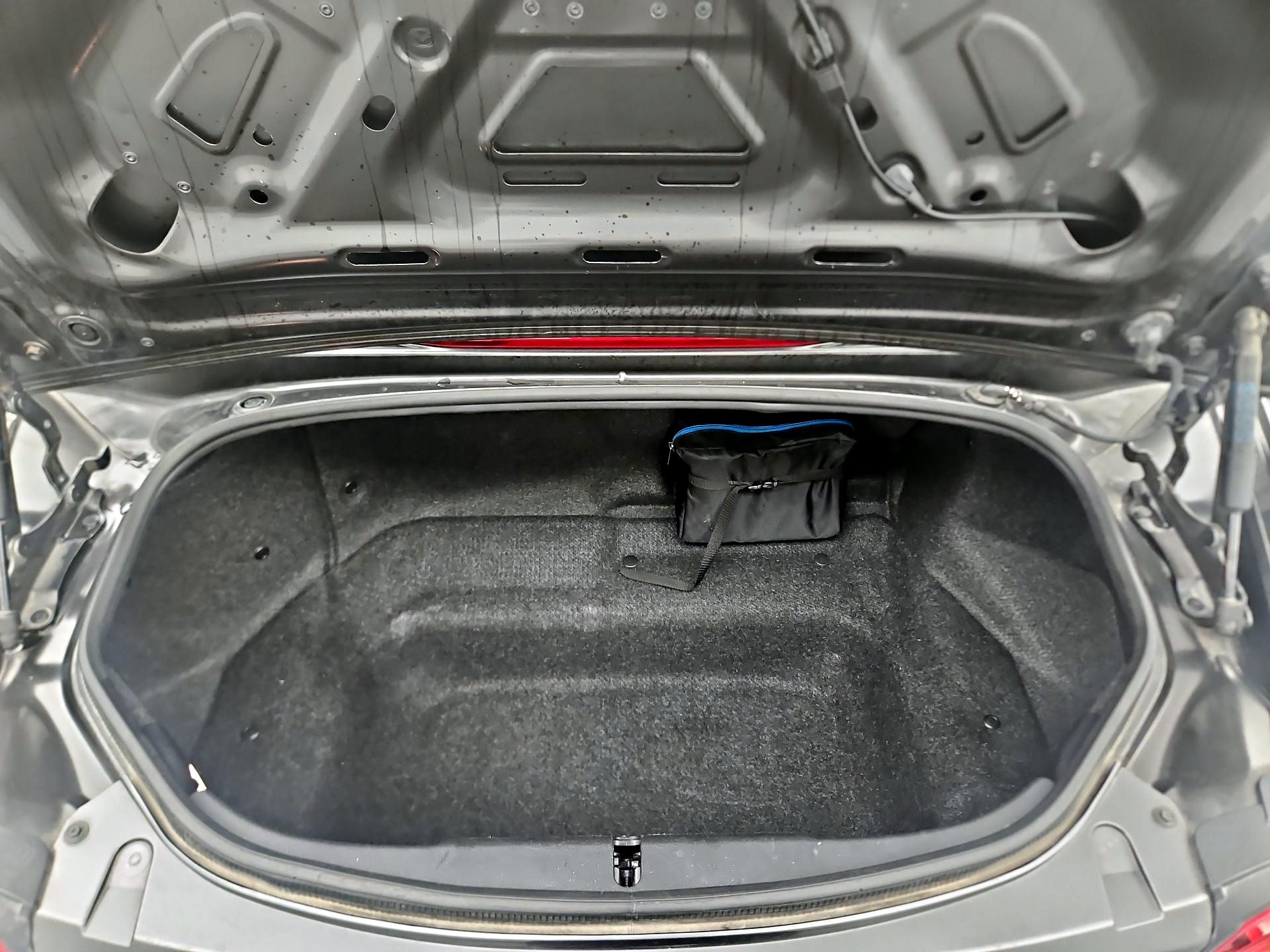 Thumbnail: 2019 Mazda MX-5 Miata - 16