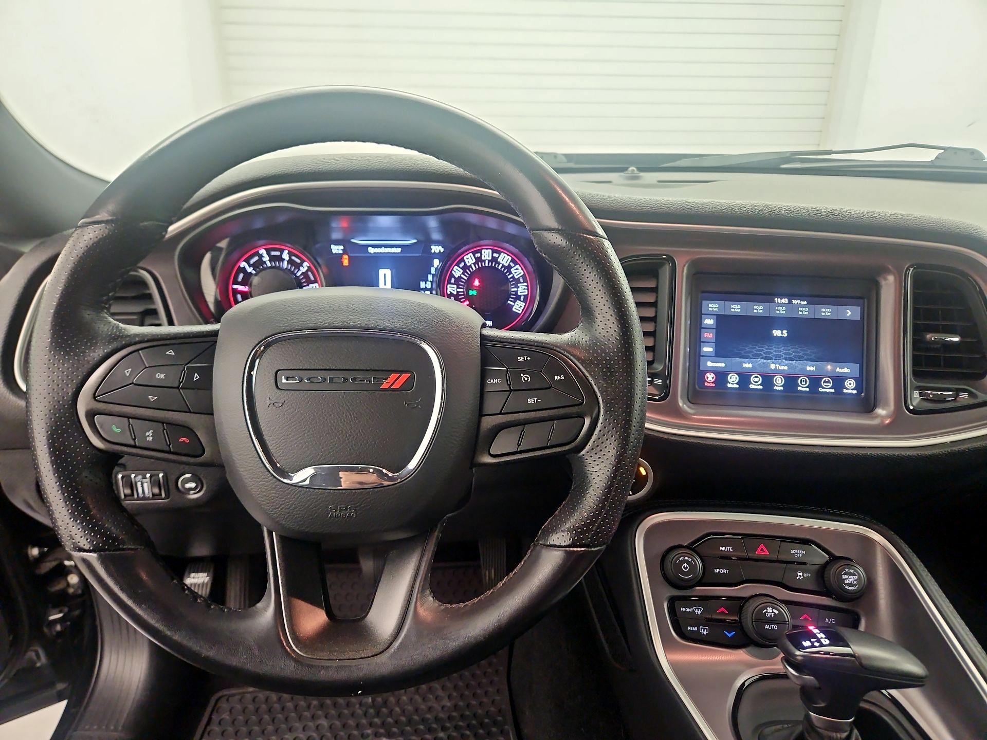 Thumbnail: 2022 Dodge Challenger - 10