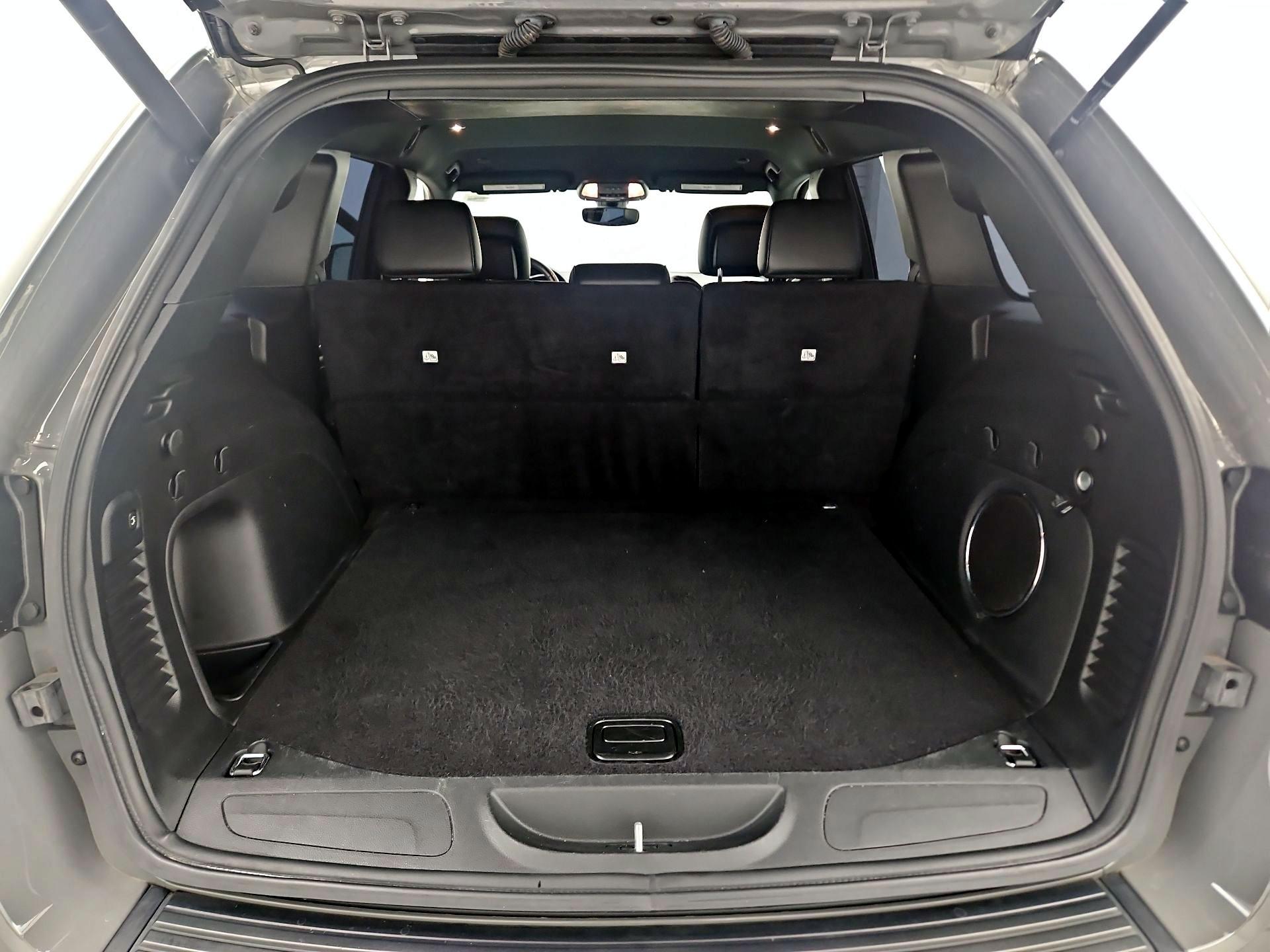 Thumbnail: 2022 Jeep Grand Cherokee - 20