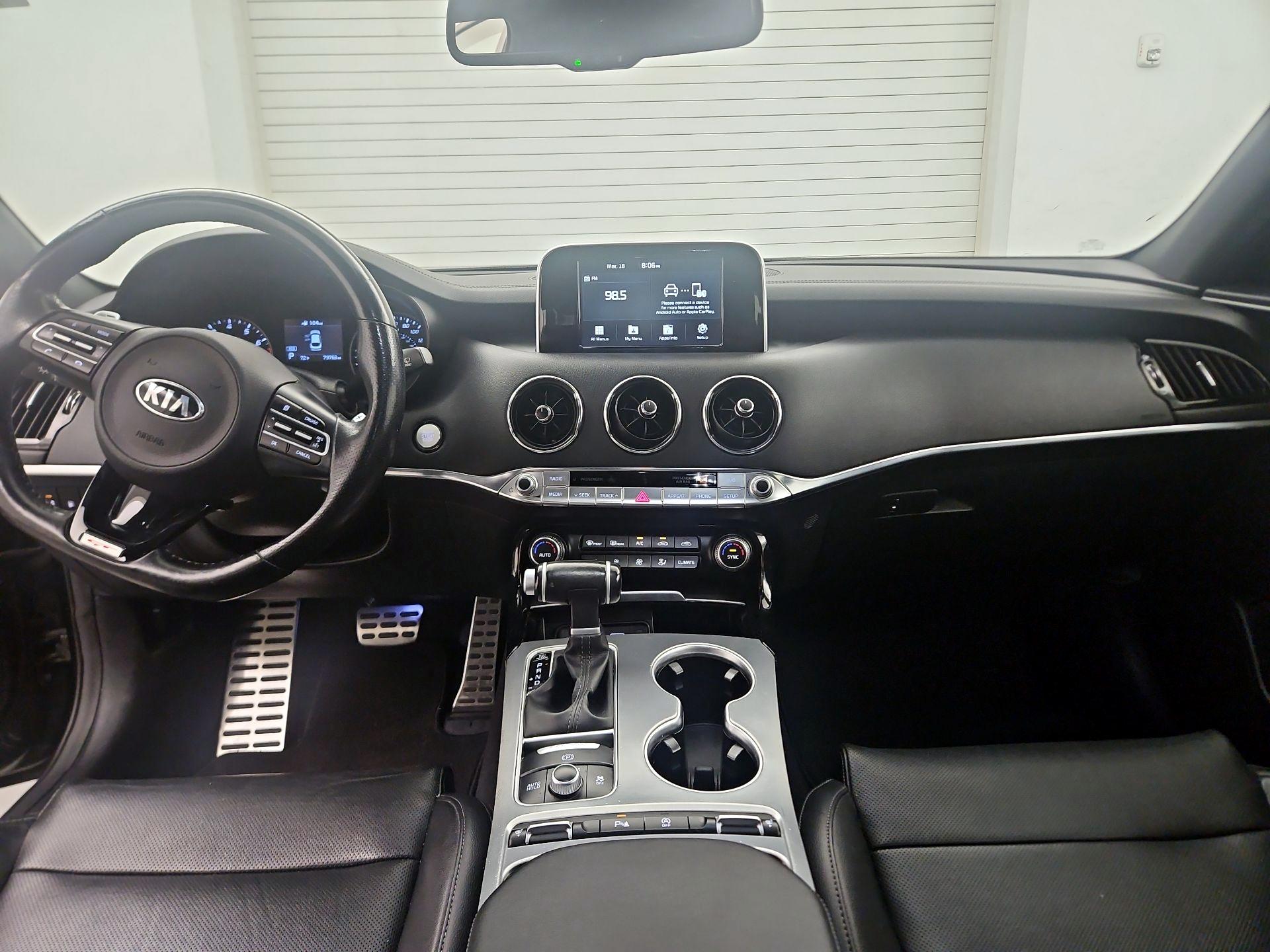 Thumbnail: 2020 Kia Stinger - 9