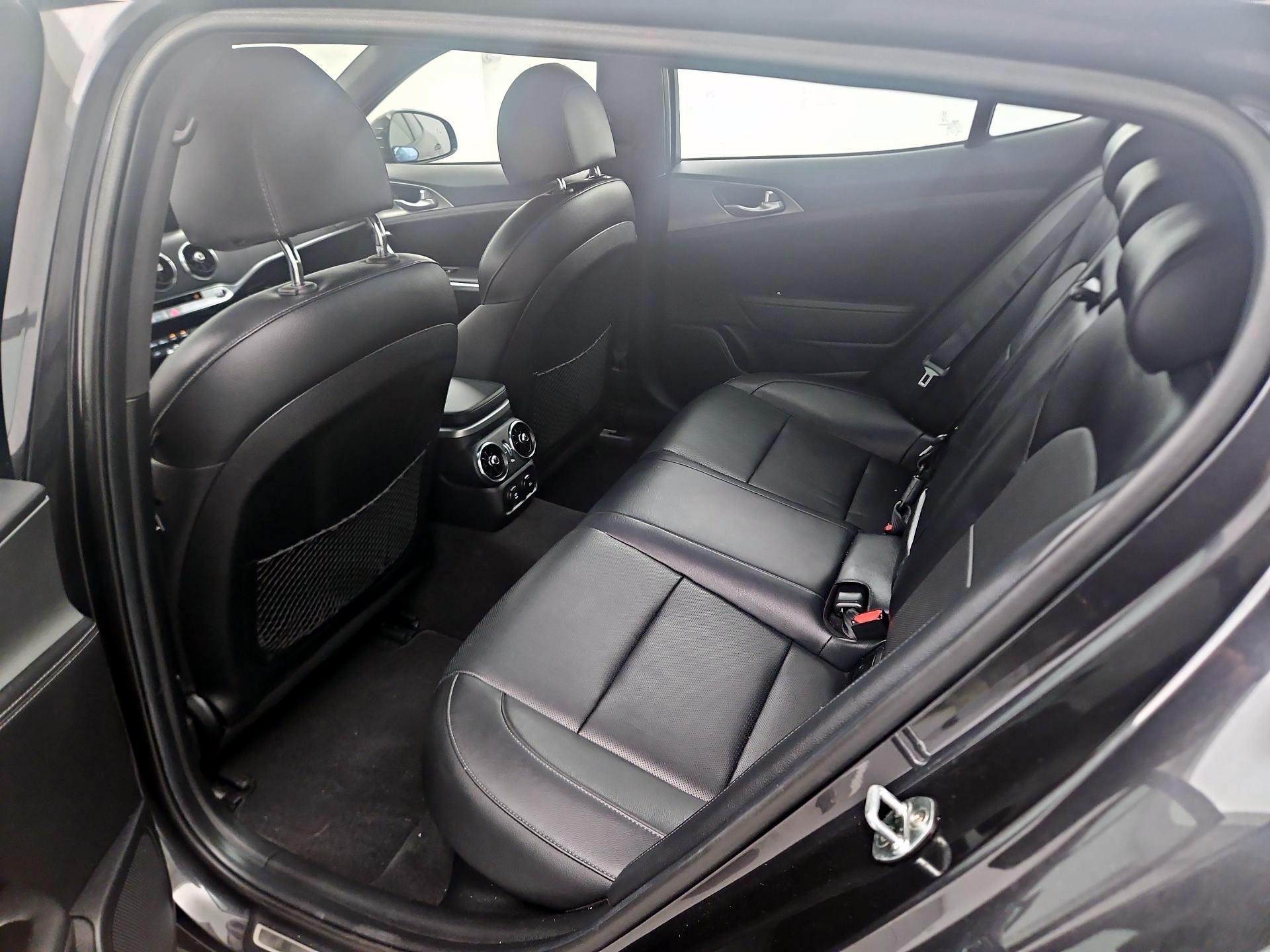 Thumbnail: 2020 Kia Stinger - 16