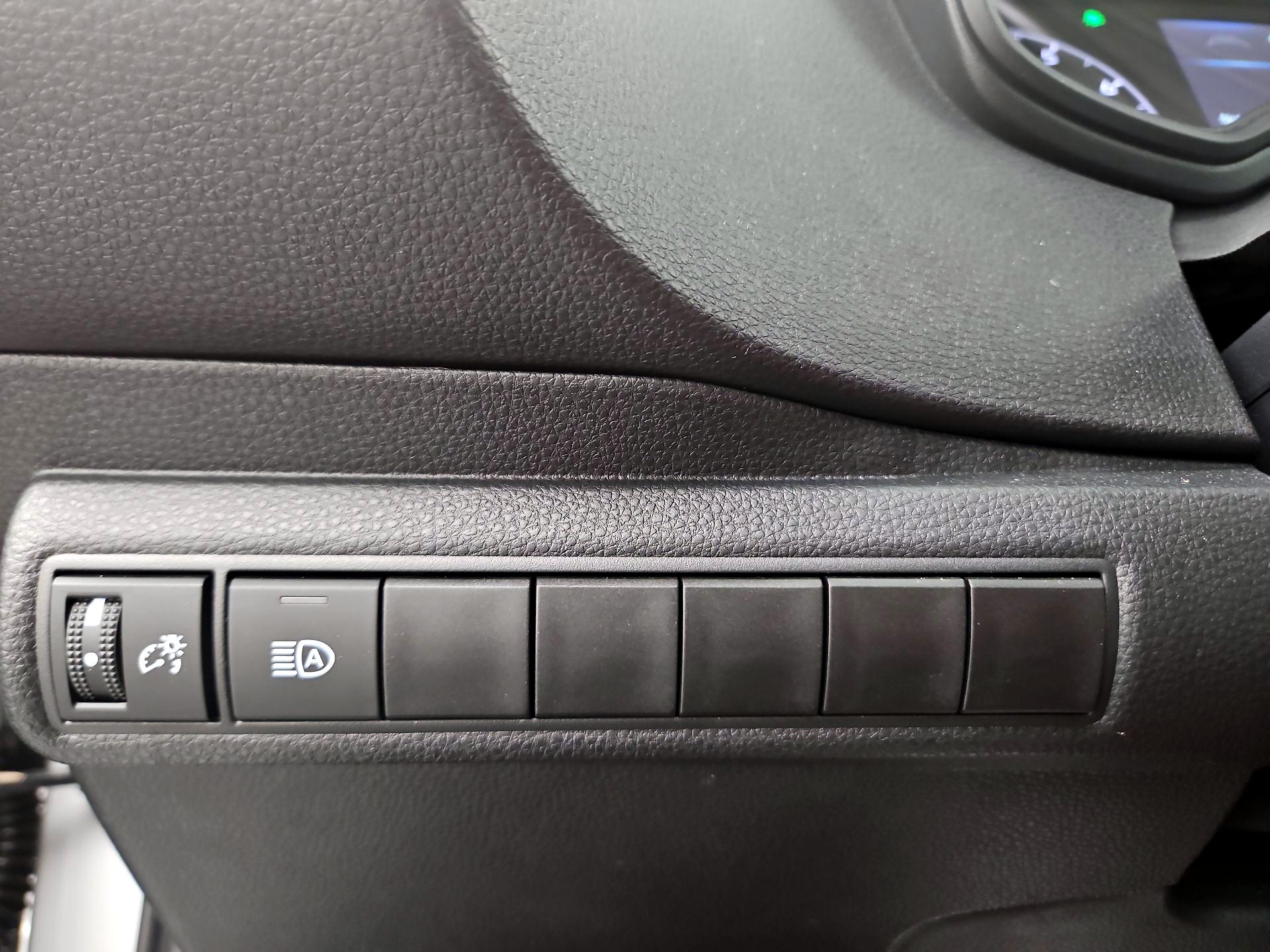 Thumbnail: 2024 Toyota Corolla - 13