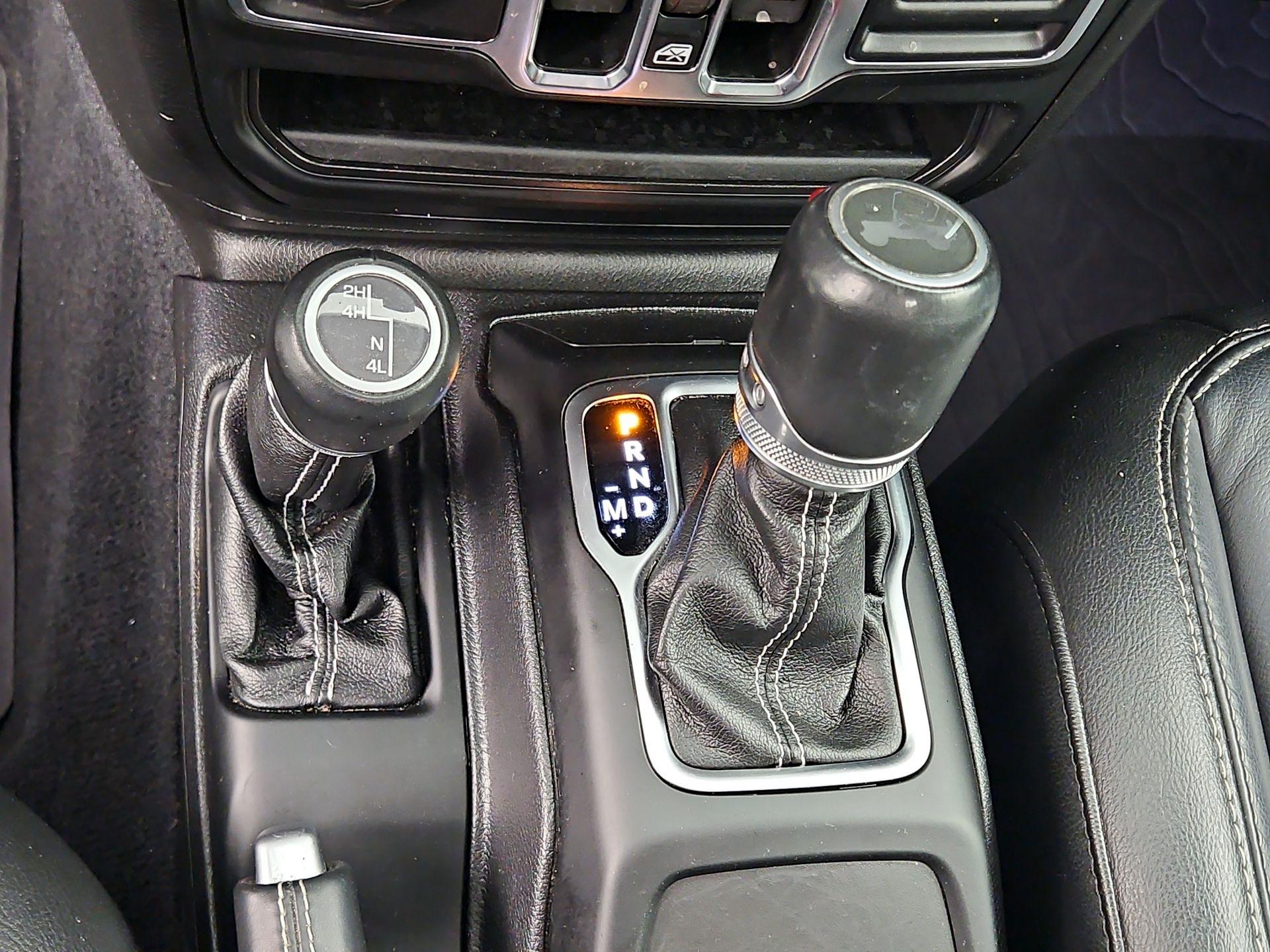 Thumbnail: 2021 Jeep Wrangler - 17