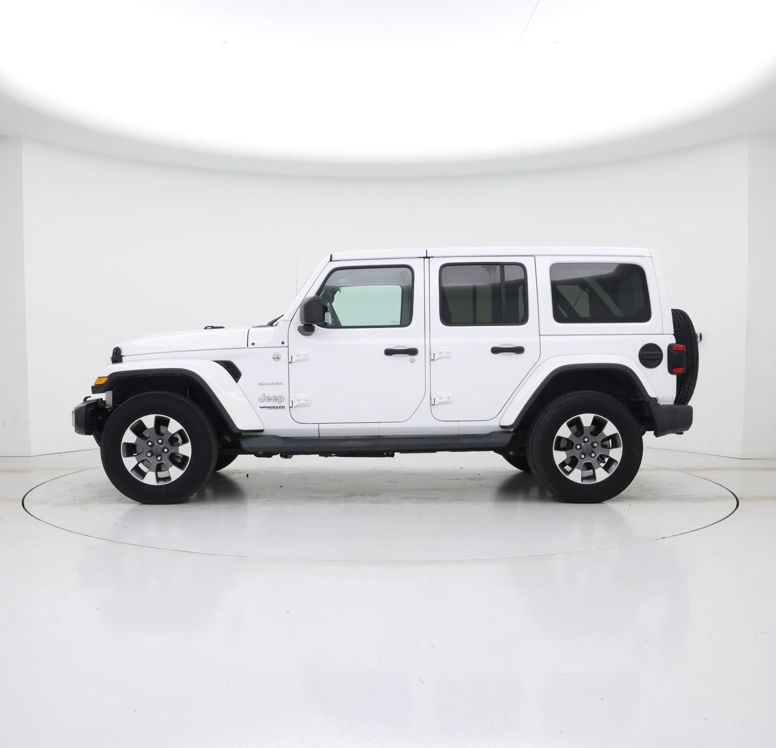 Thumbnail: 2021 Jeep Wrangler - 3