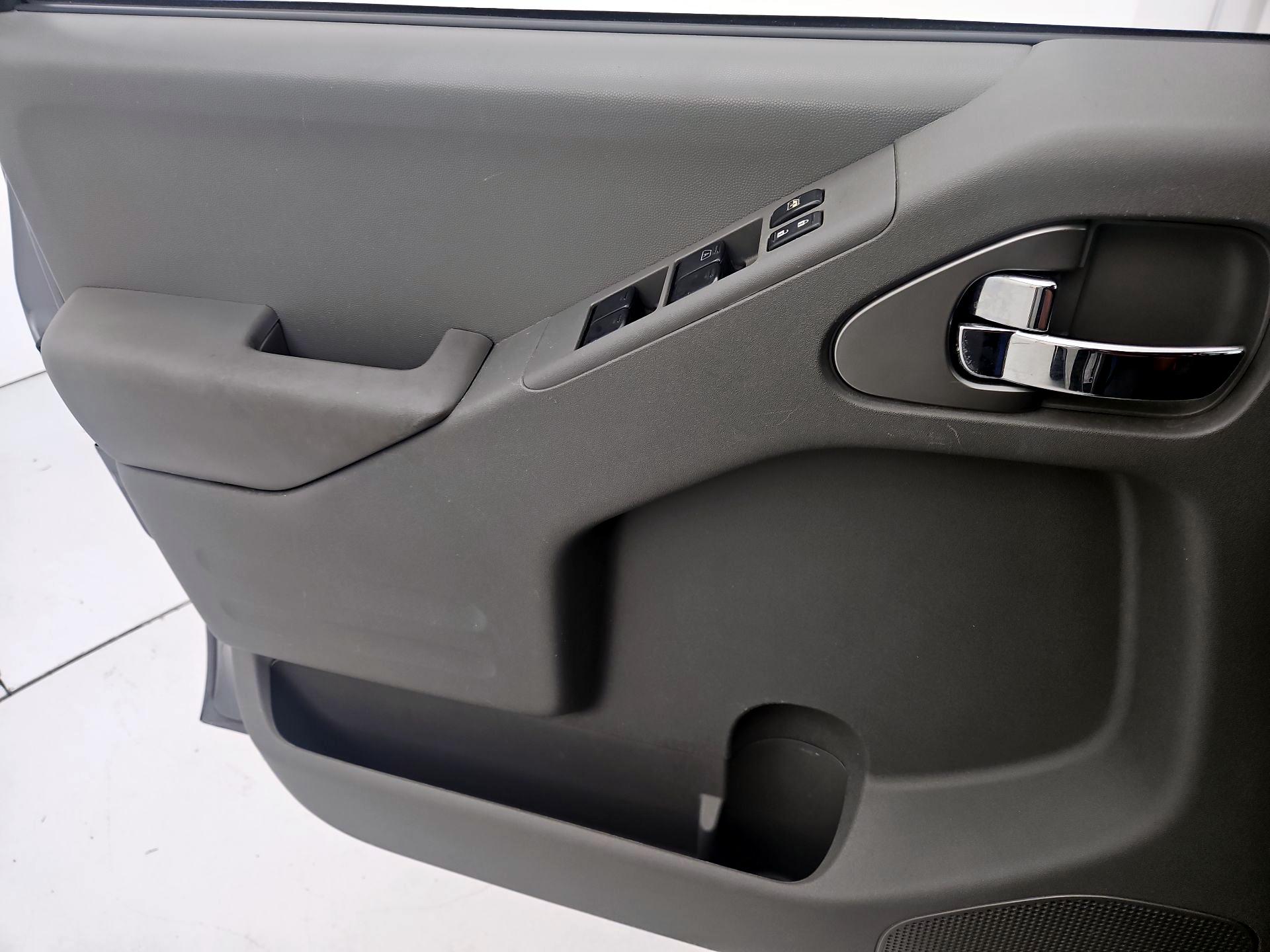 Thumbnail: 2019 Nissan Frontier - 12